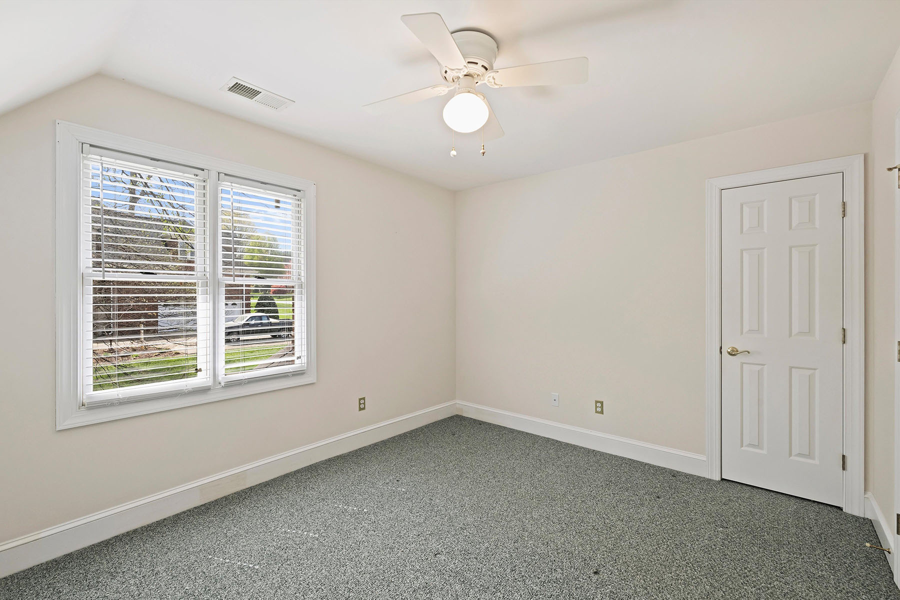  OAK HARBOR - 物件實景