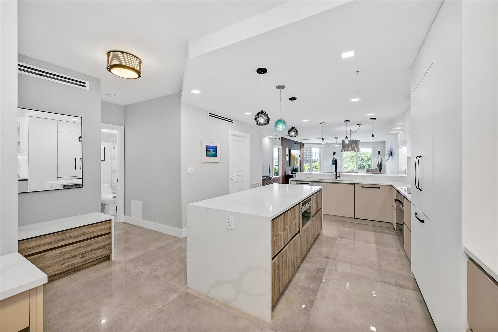 Pompano Beach, Florida, 33062, United States, 2 Bedrooms Bedrooms, ,2 BathroomsBathrooms,Residential,For Sale,1938400