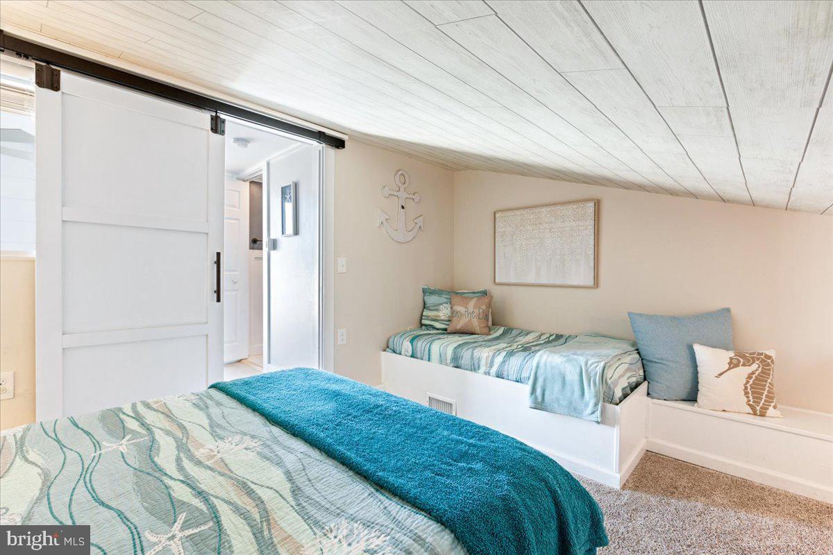 Ocean City, Maryland, 21842, United States, 4 Bedrooms Bedrooms, ,4 BathroomsBathrooms,Residential,For Sale,1989462