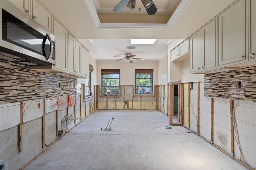 Sarasota, Florida, 34242, United States, 2 Bedrooms Bedrooms, ,2 BathroomsBathrooms,Residential,For Sale,1837643