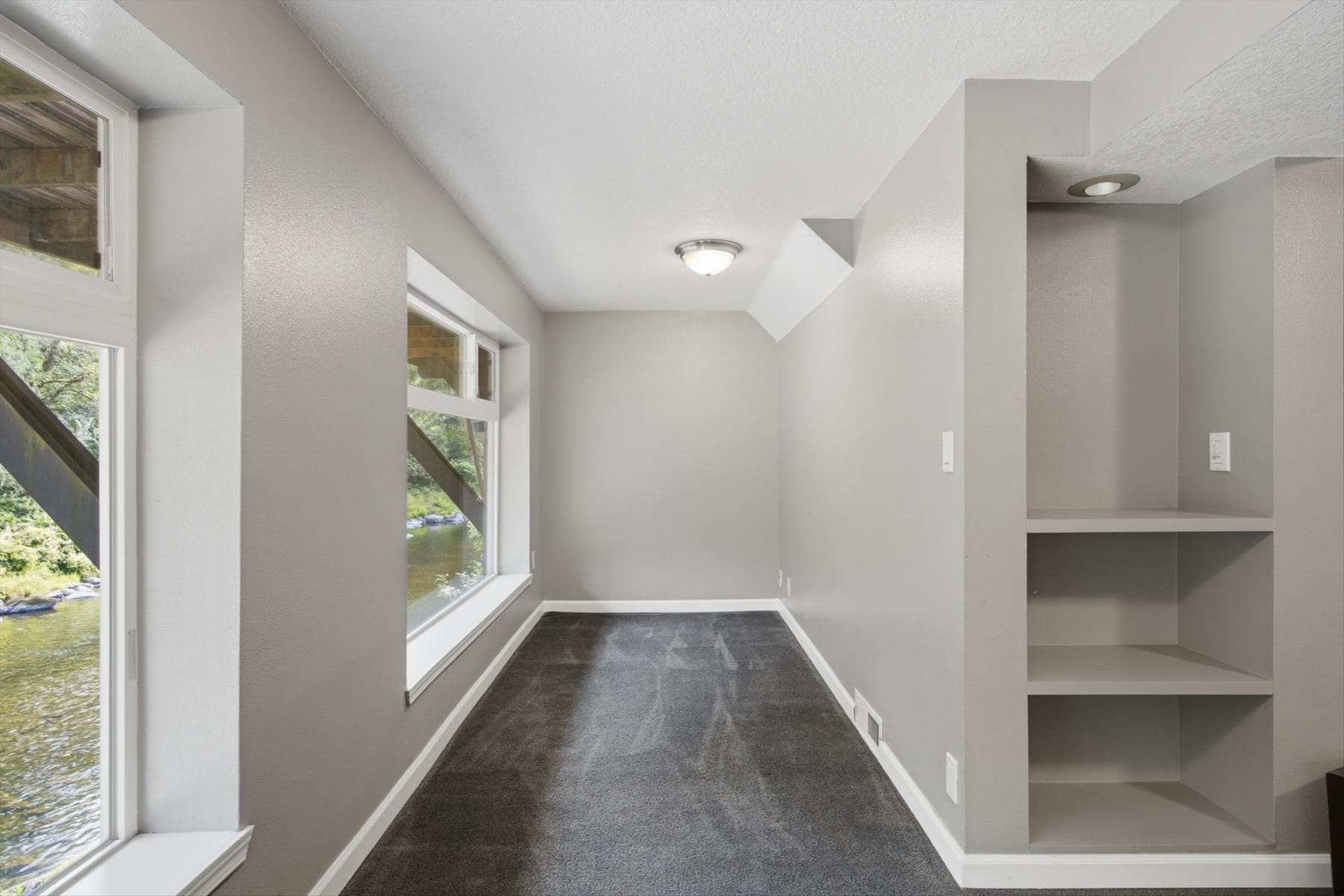 36115 NE WASHOUGAL RIVER RD Washougal, WA 98671 - 物件實景