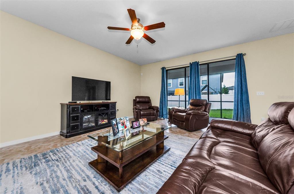 New Port Richey, Florida, 34655, United States, 4 Bedrooms Bedrooms, ,4 BathroomsBathrooms,Residential,For Sale,1954623