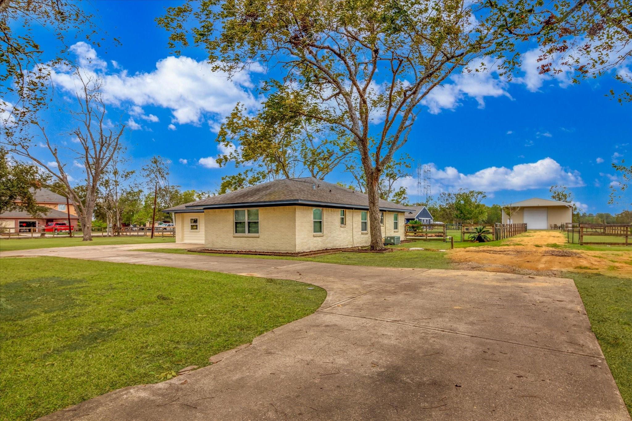 13708 Bohemian Hall Rd., Crosby, Texas, 77532, United States, 5 Bedrooms Bedrooms, ,3 BathroomsBathrooms,Residential,For Sale,13708 Bohemian Hall Rd.,1652216