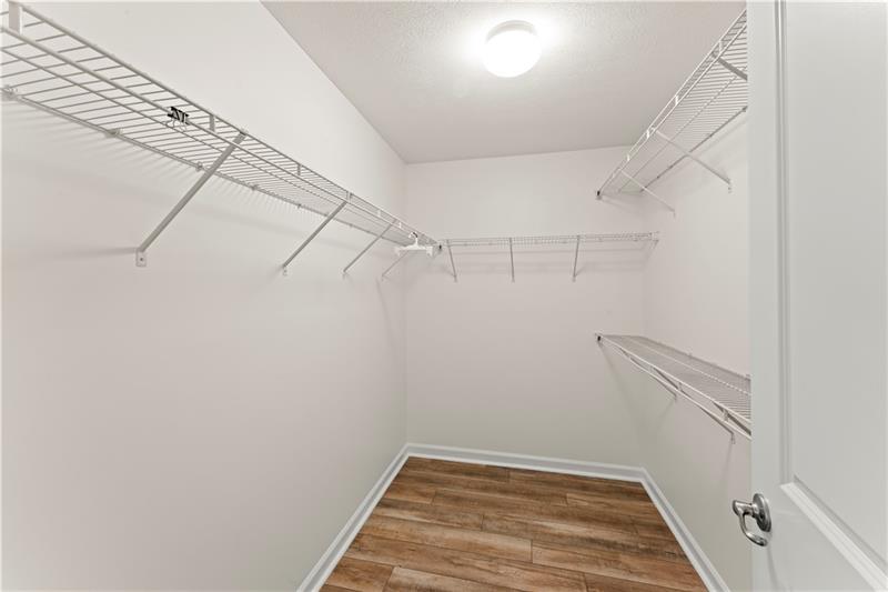 Canonsburg, Pennsylvania, 15317, United States, 5 Bedrooms Bedrooms, ,4 BathroomsBathrooms,Residential,For Sale,1914664