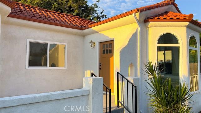 Los Angeles, California, 90018, United States, 3 Bedrooms Bedrooms, ,2 BathroomsBathrooms,Residential,For Sale,1986110