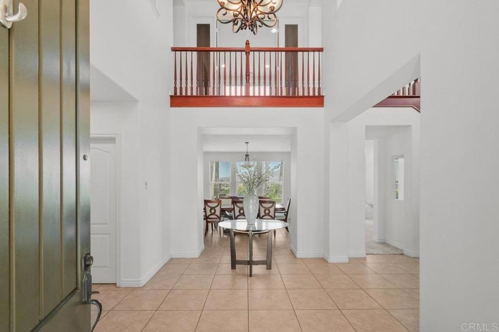Chula Vista, California, 91914, United States, 4 Bedrooms Bedrooms, ,5 BathroomsBathrooms,Residential,For Sale,1906810