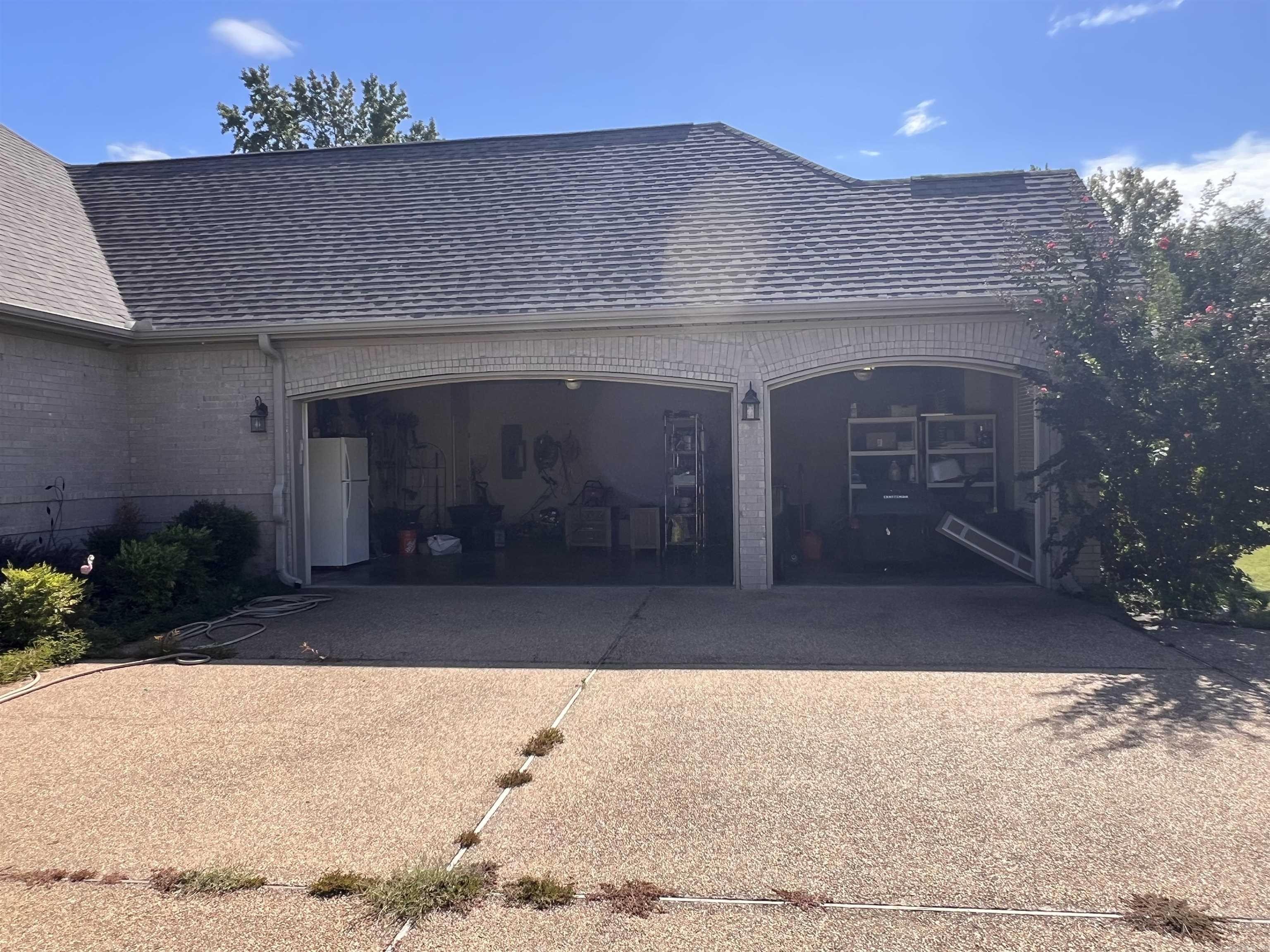 Hot Springs, Arkansas, 71913, United States, 3 Bedrooms Bedrooms, ,3 BathroomsBathrooms,Residential,For Sale,1976234