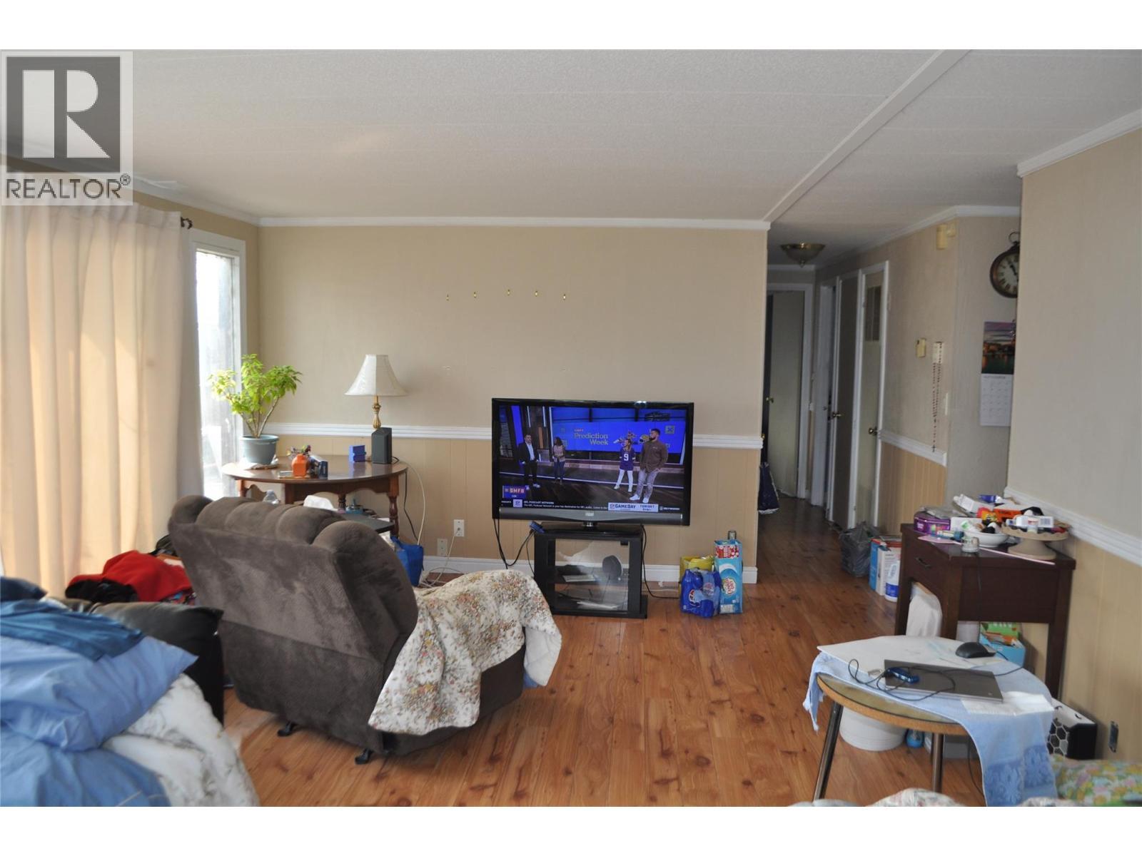 KALEDEN, British Columbia, V0H 1K0, CA, 1 Bedroom Bedrooms, ,1 BathroomBathrooms,Residential,For Sale,1948782