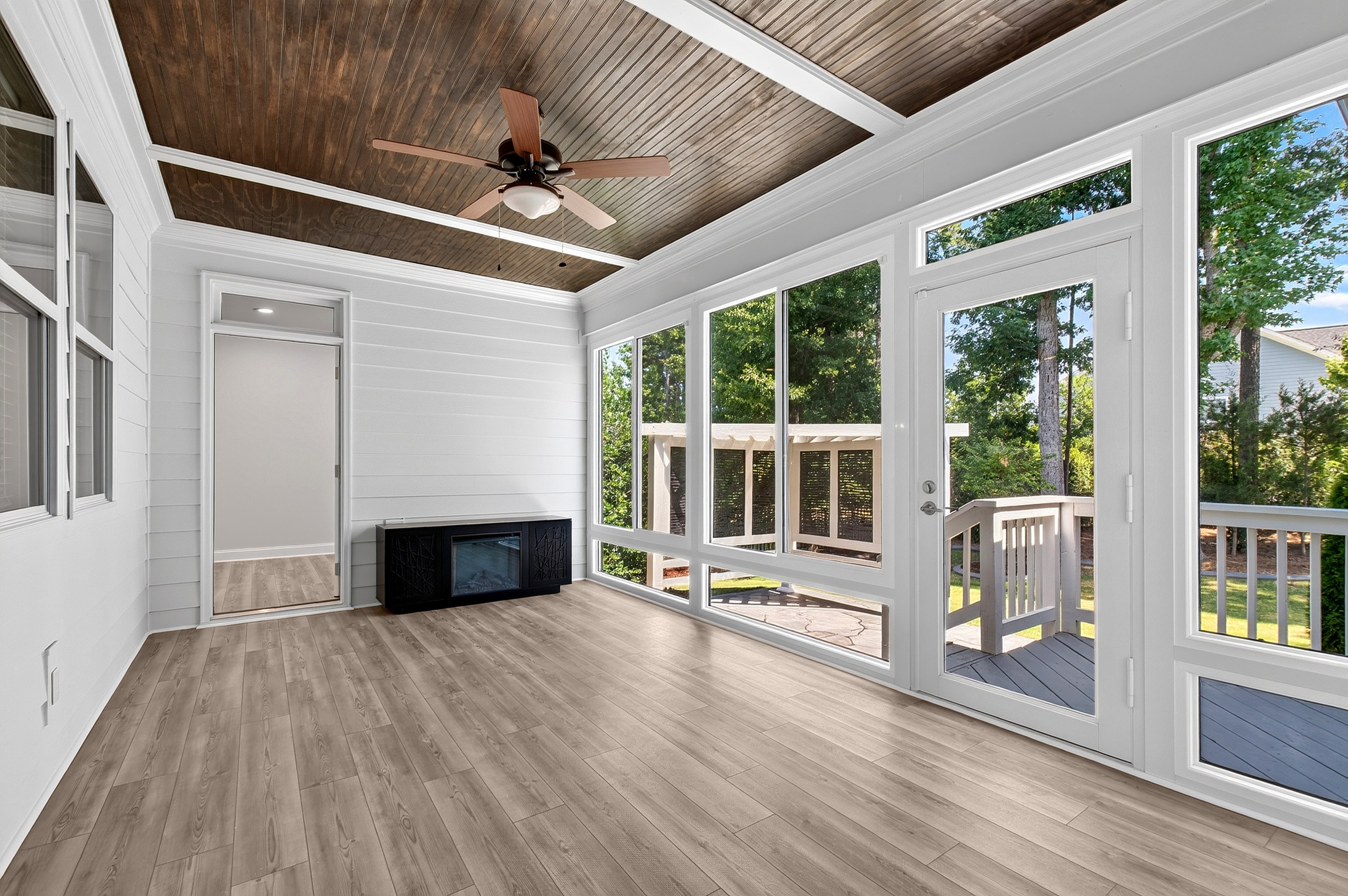  1300 Commons Ford Place, Apex, NC 27539 - 物件實景