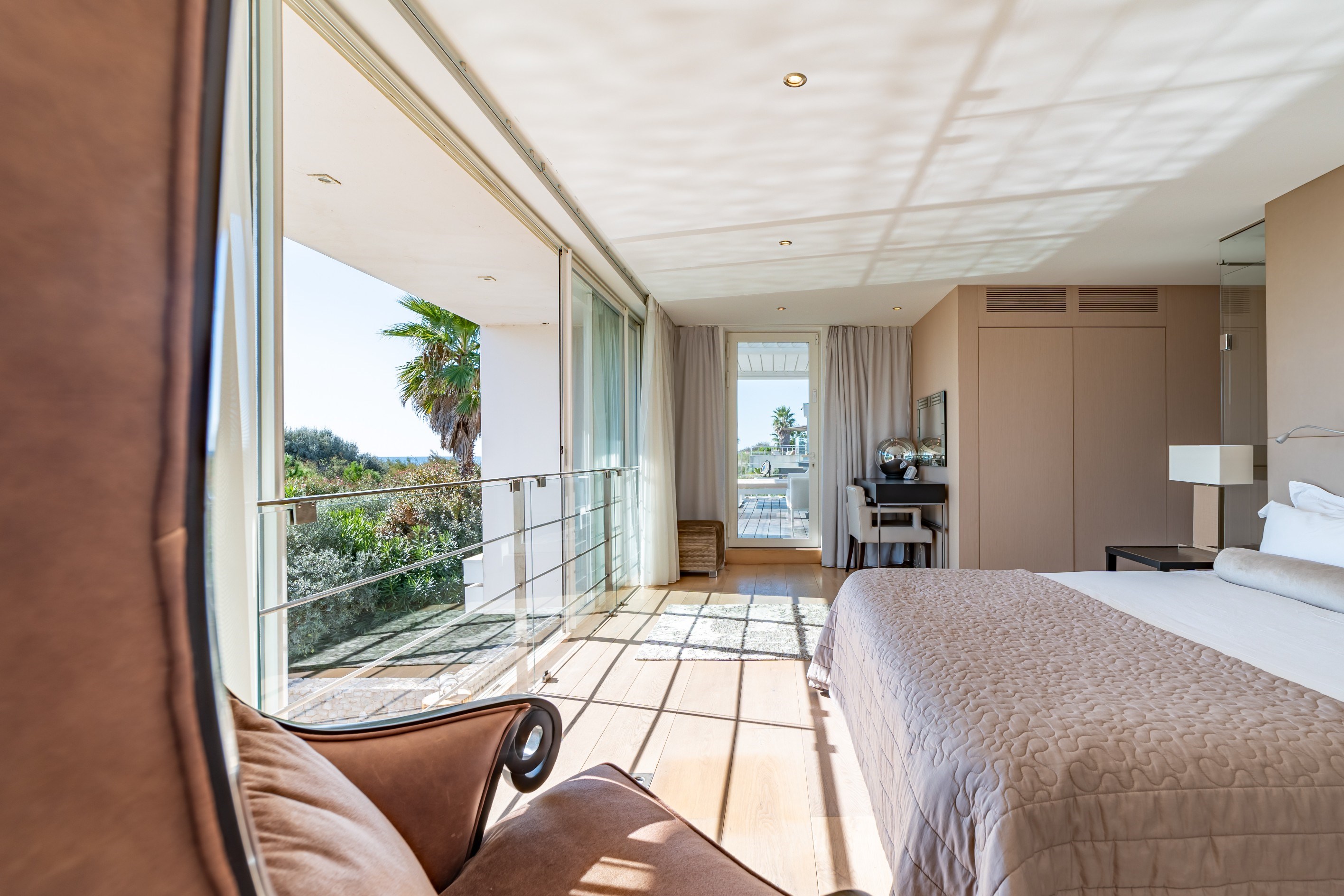  Elegance and transparency are the watchwords of this resolutely contemporary vi… - 物件實景