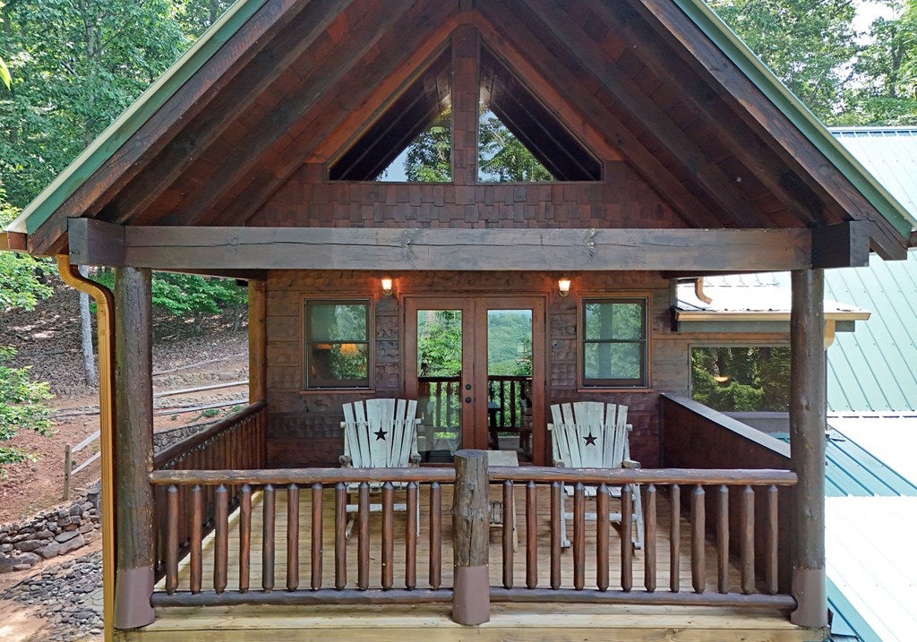 Morganton, Georgia, 30560, United States, 3 Bedrooms Bedrooms, ,3 BathroomsBathrooms,Residential,For Sale,2001916