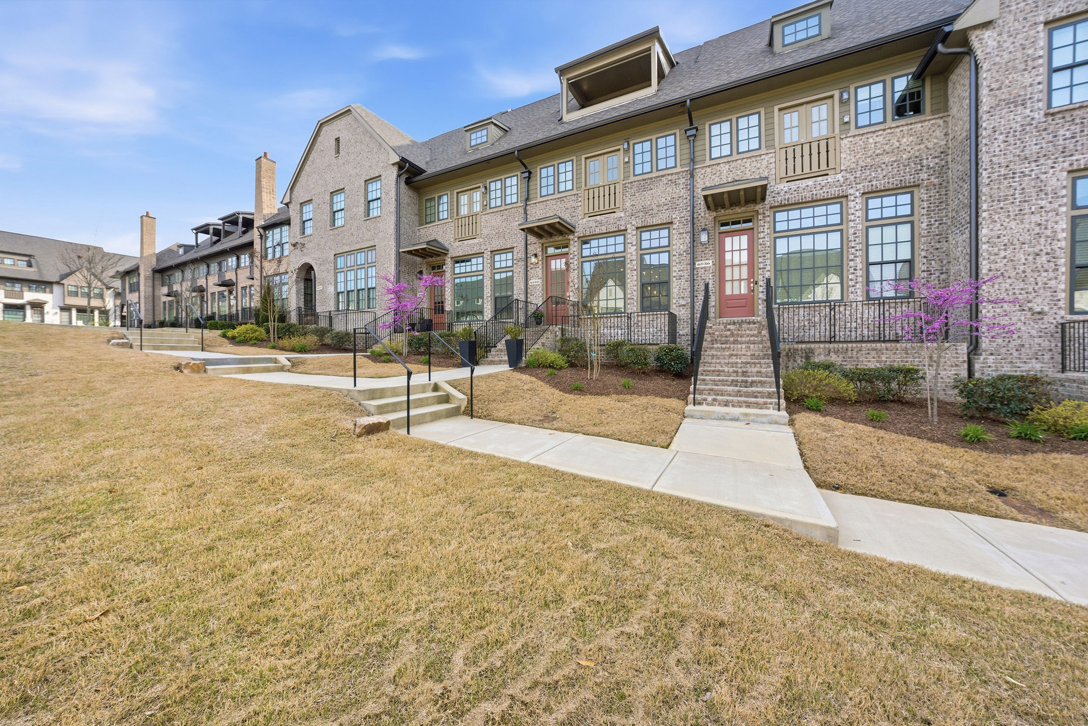  Location, Livability and Thoughtful Upgrades in a One-of-a-Kind Setting - 物件實景