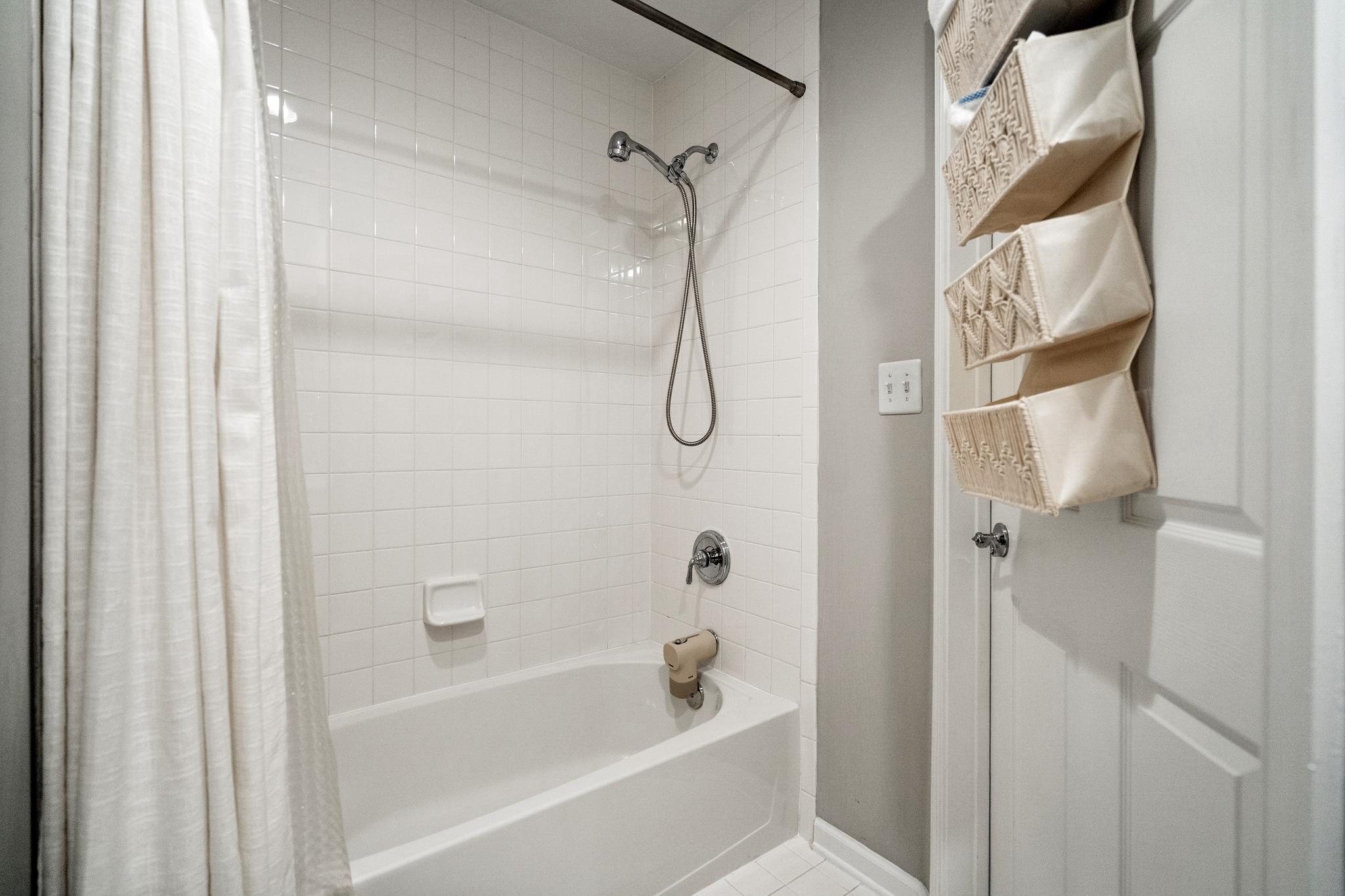  5352 43rd Street NW, Washington, DC, 20015 - 物件實景