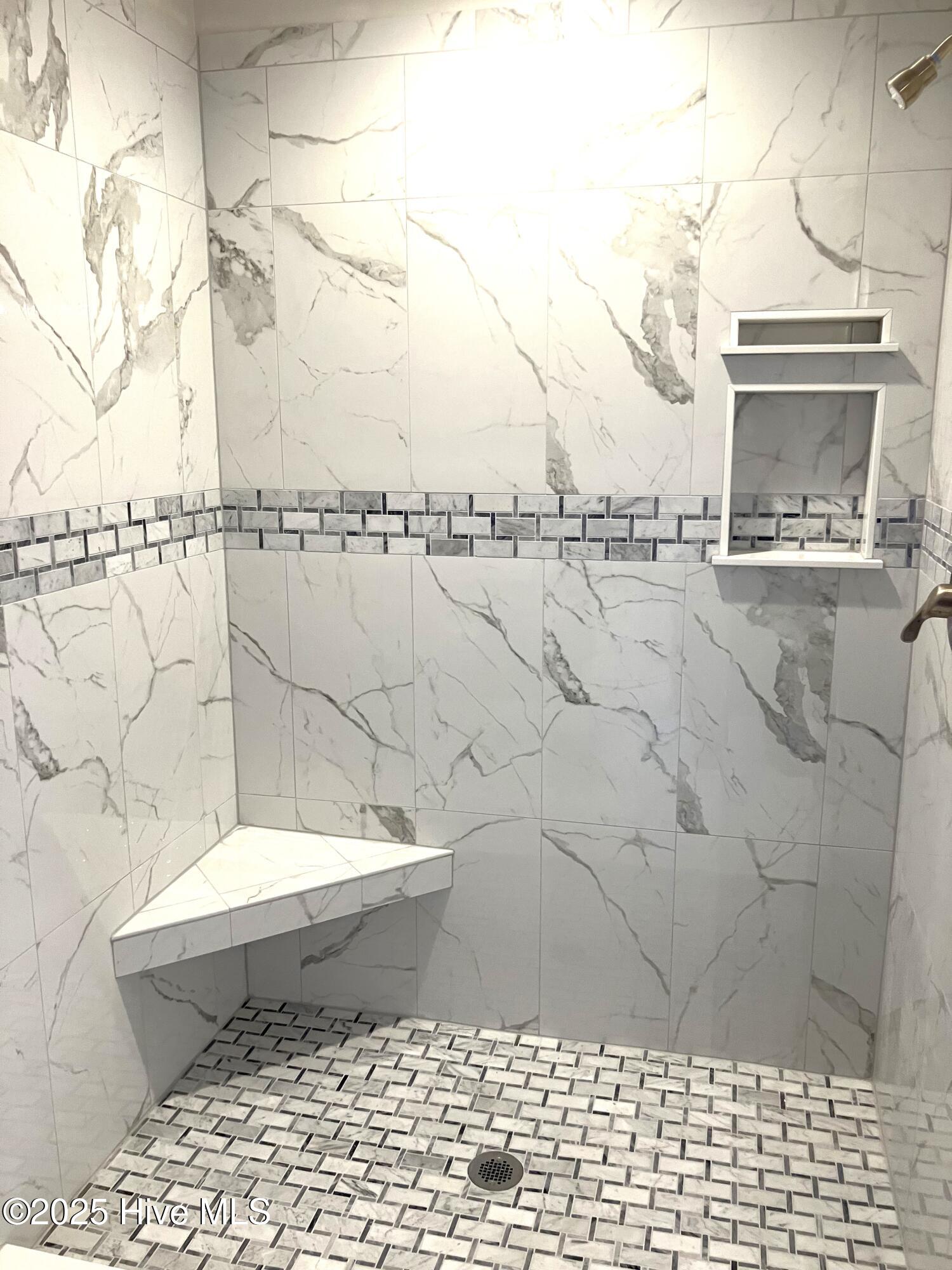 Jacksonville, North Carolina, 28546, United States, 5 Bedrooms Bedrooms, ,3 BathroomsBathrooms,Residential,For Sale,1983326