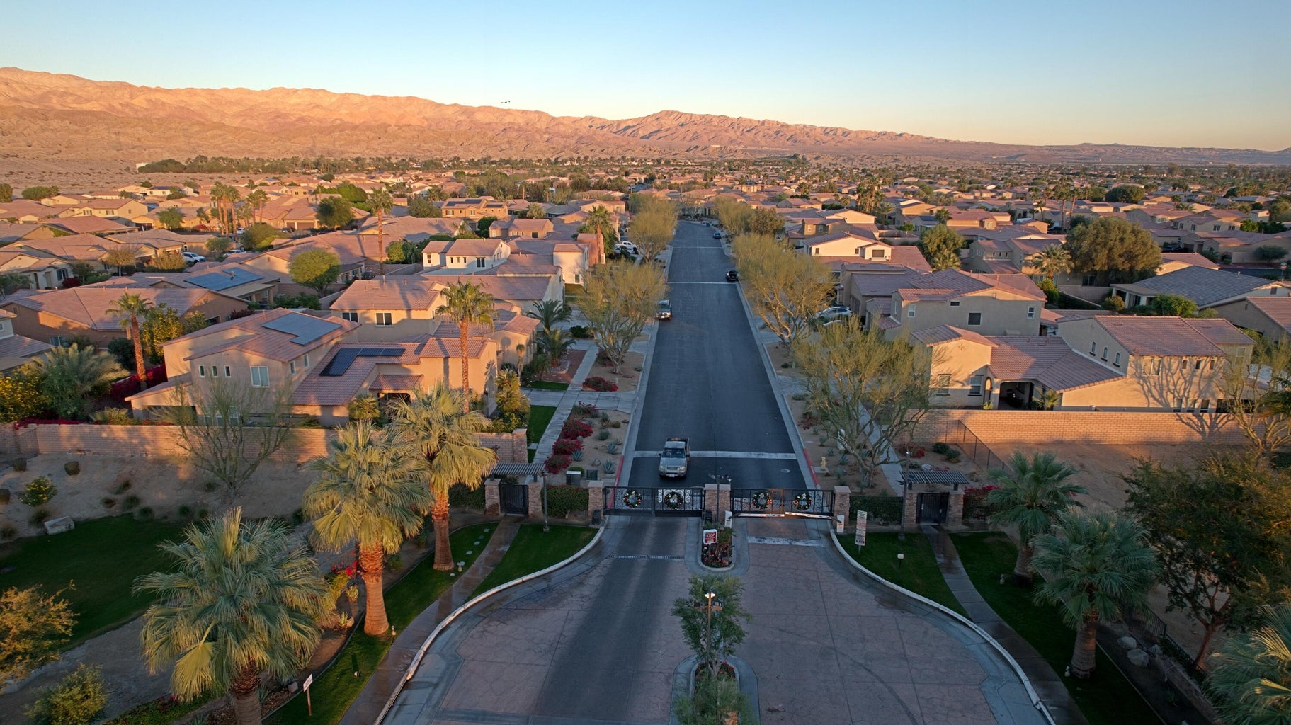 Indio, California, 92203, United States, 5 Bedrooms Bedrooms, ,3 BathroomsBathrooms,Residential,For Sale,2000133