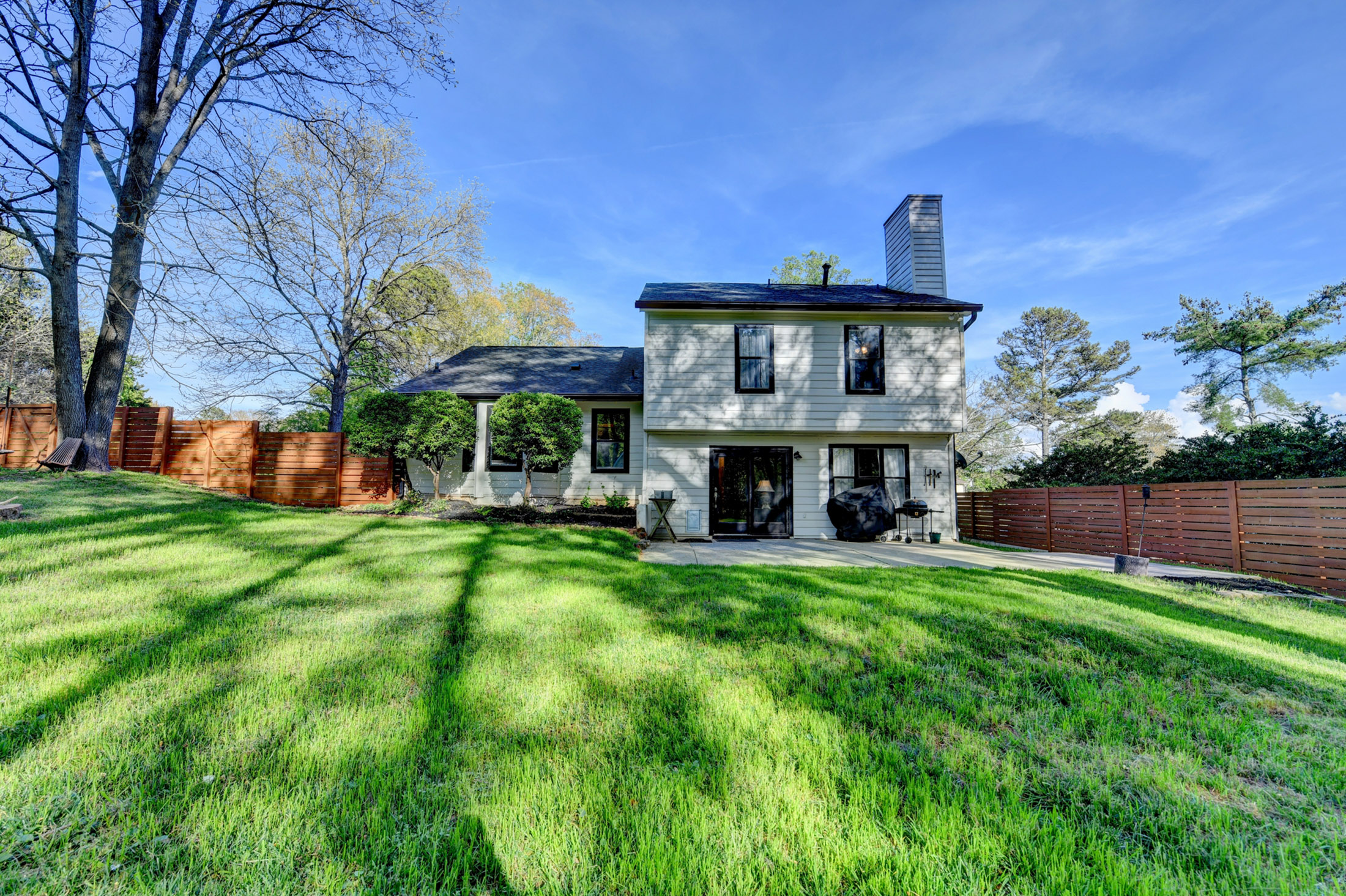  Welcome to this Renovated Home in Keheley Bend - 物件實景