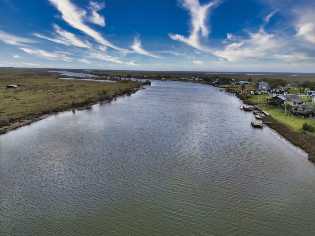 Brazoria, Texas, 77422, United States, 4 Bedrooms Bedrooms, ,3 BathroomsBathrooms,Residential,For Sale,1935189
