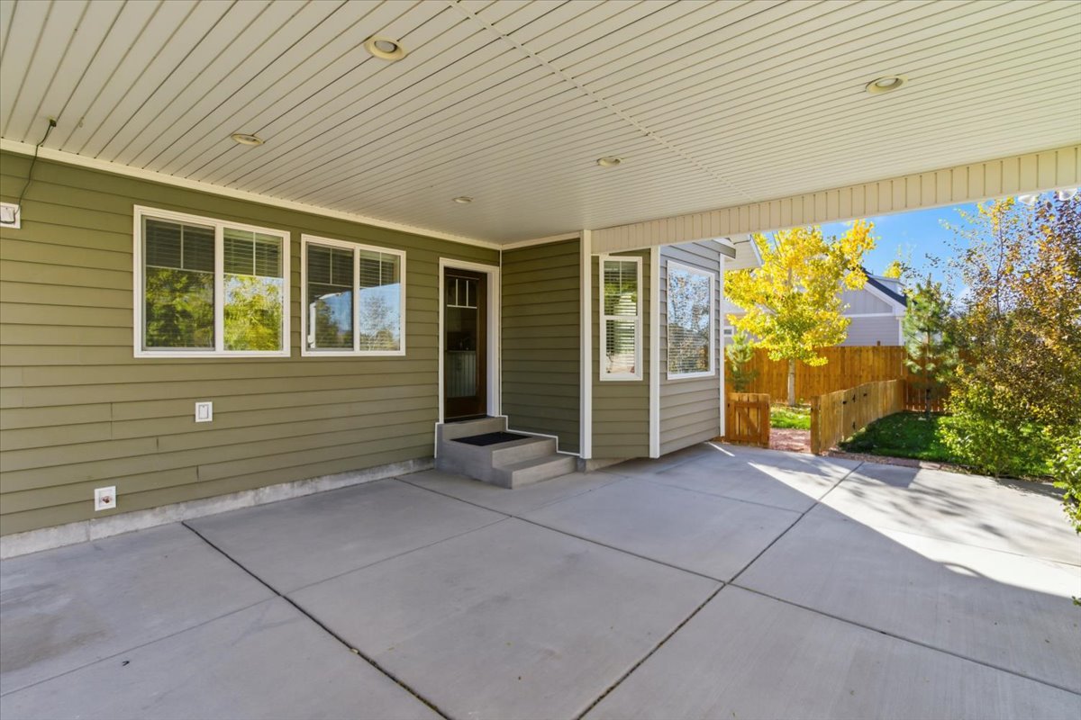 CENTRAL VALLEY, Utah, 84754, United States, 4 Bedrooms Bedrooms, ,3 BathroomsBathrooms,Residential,For Sale,1973038