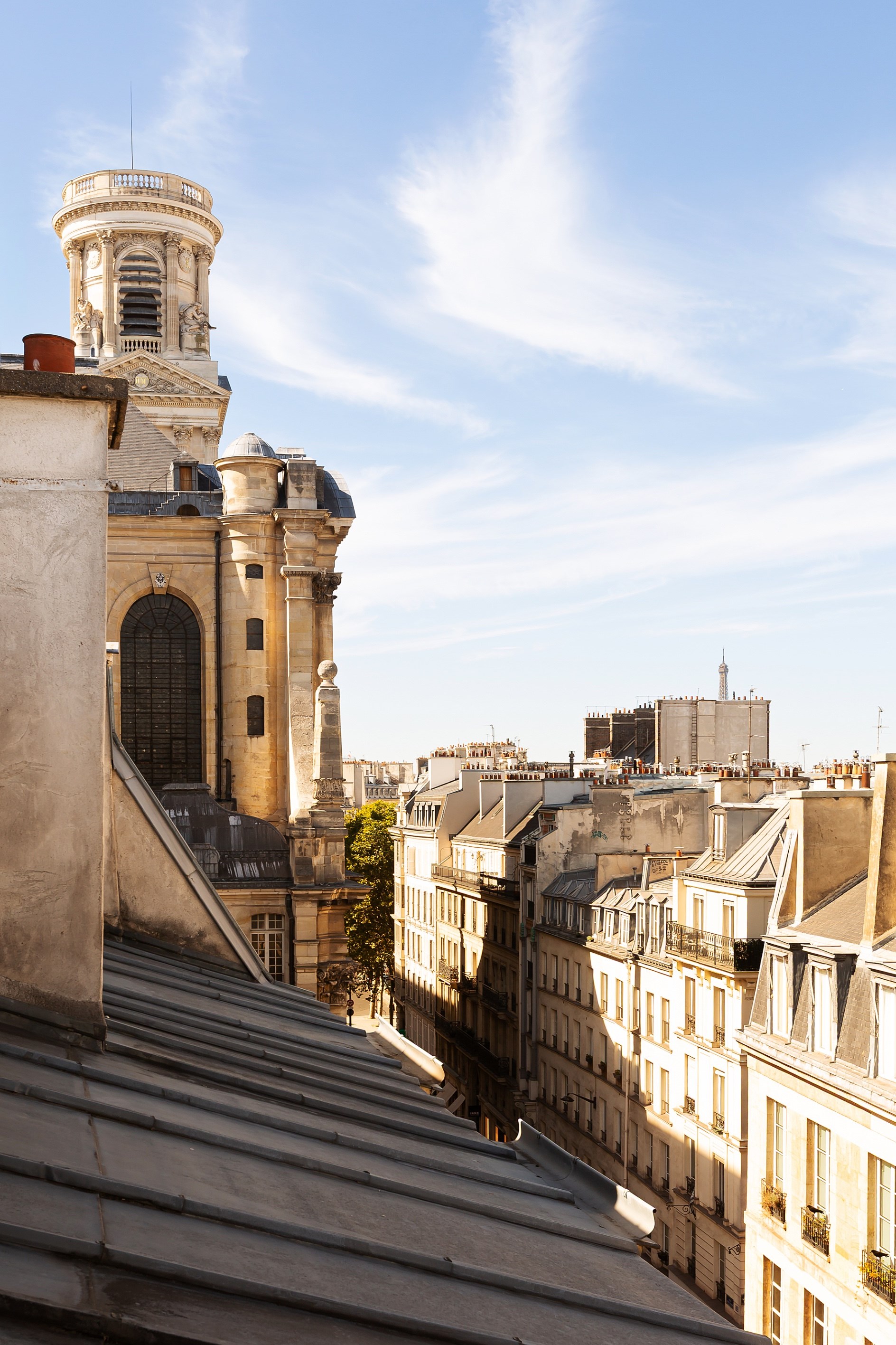  Located in the heart of the 6th arrondissement, on the highly sought-after Rue … - 物件實景
