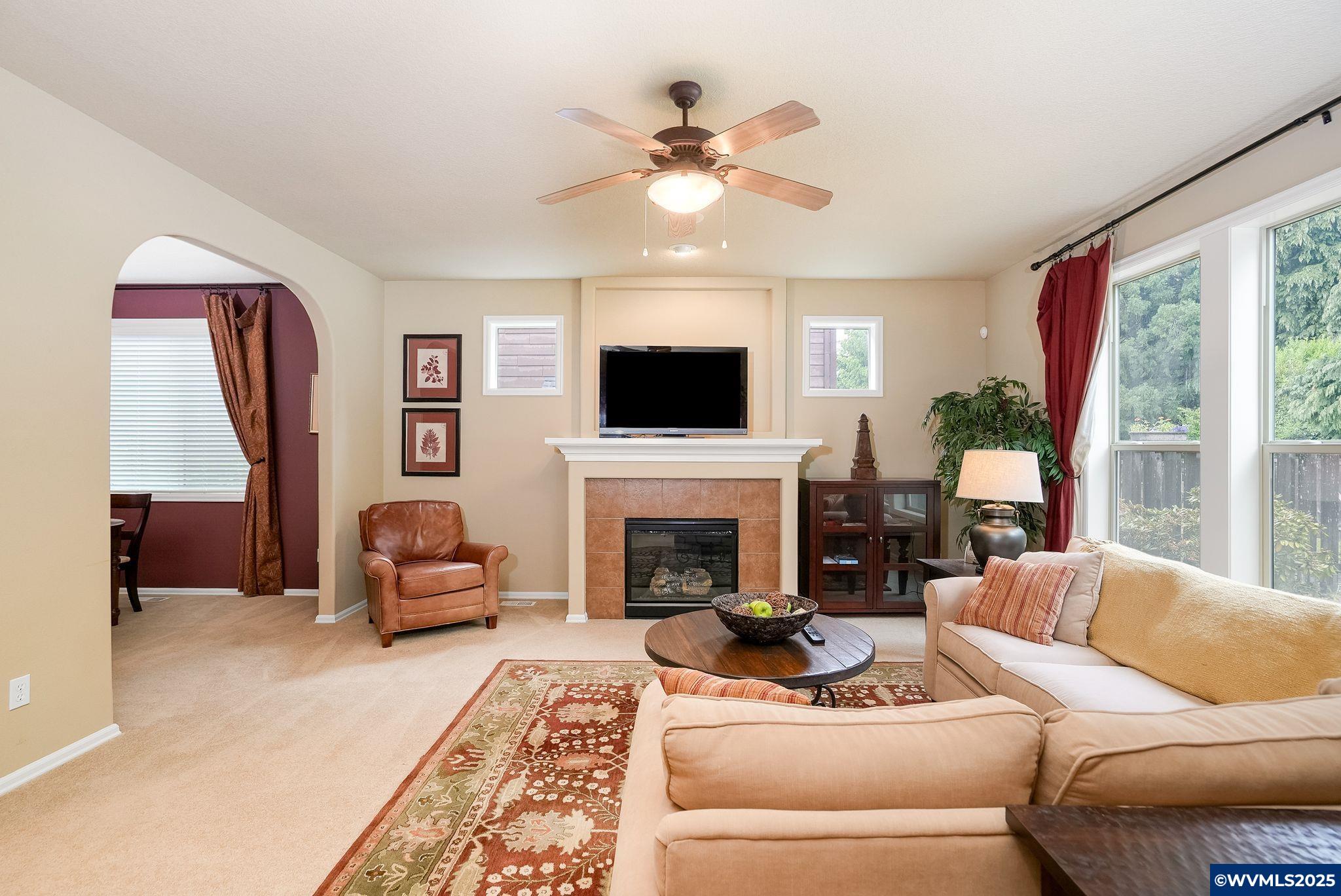 Albany, Oregon, 97321, United States, 4 Bedrooms Bedrooms, ,3 BathroomsBathrooms,Residential,For Sale,1961603