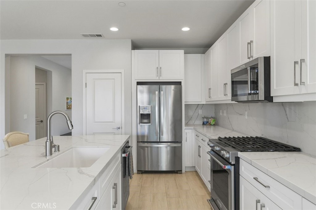 Indio, California, 92201, United States, 2 Bedrooms Bedrooms, ,3 BathroomsBathrooms,Residential,For Sale,1919673