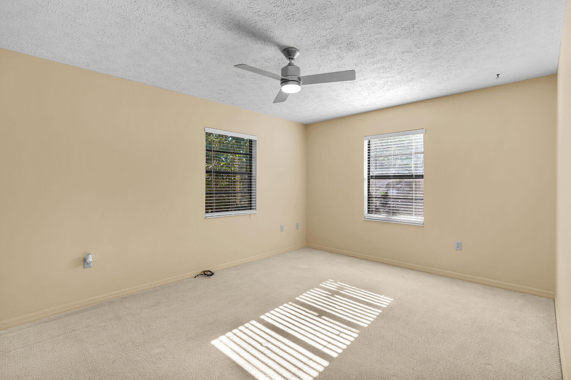 MARATHON, Florida, 33050, United States, 2 Bedrooms Bedrooms, ,2 BathroomsBathrooms,Residential,For Sale,1707651