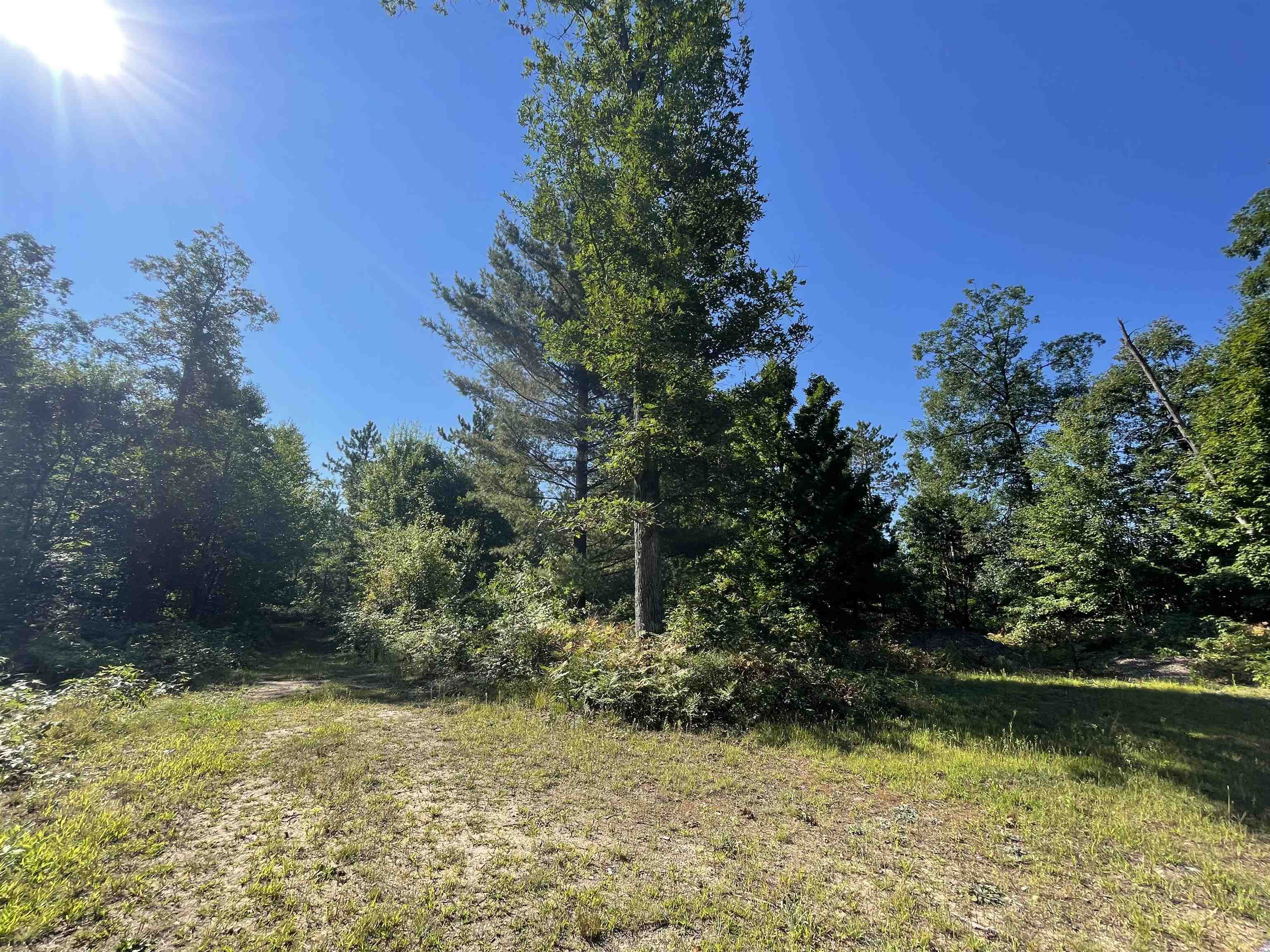 Harrison, Michigan, 48625, United States, 3 Bedrooms Bedrooms, ,3 BathroomsBathrooms,Residential,For Sale,2007492