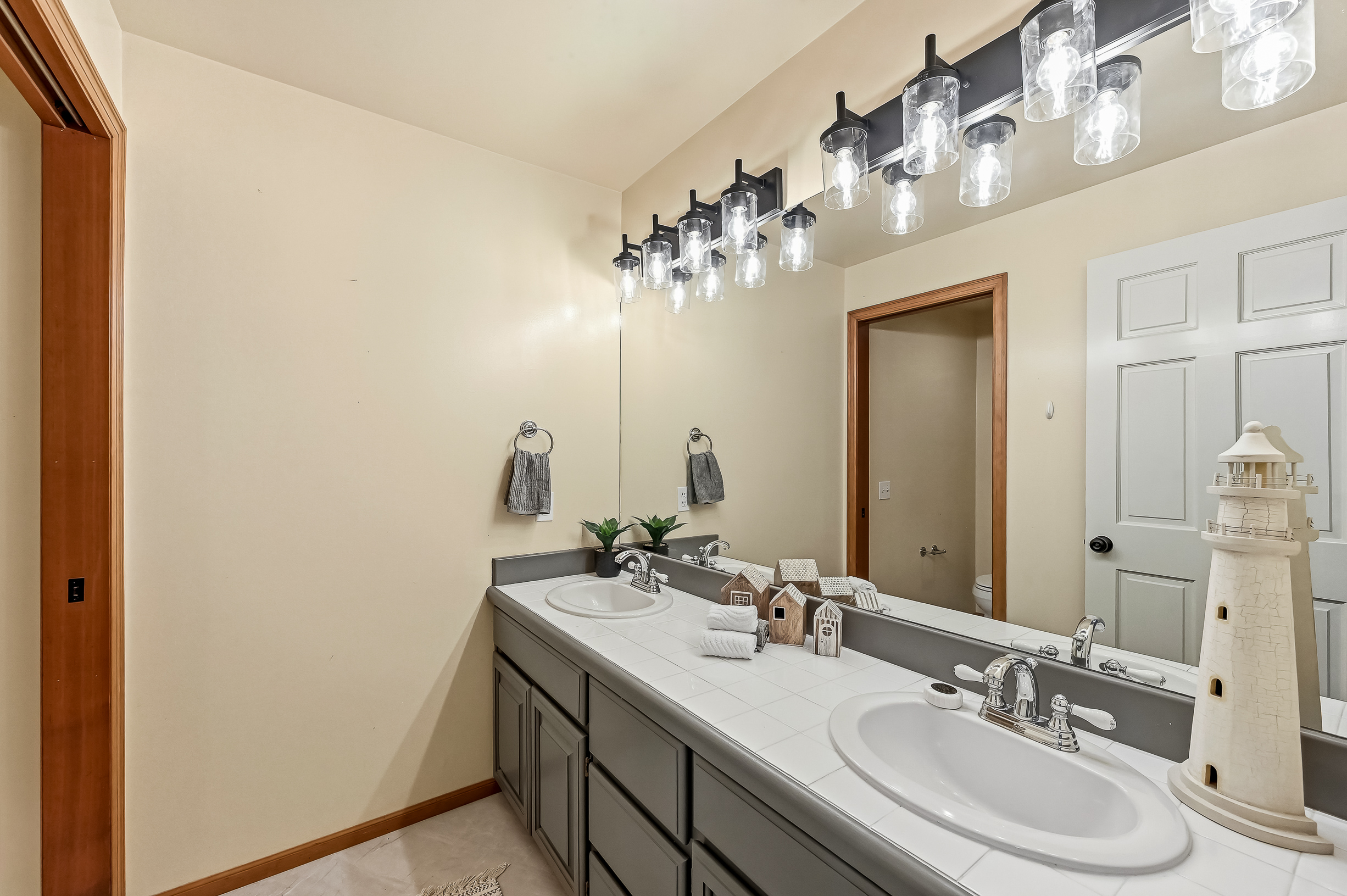  21310 NE 101st Ct, Redmond, WA 98053 - 物件實景