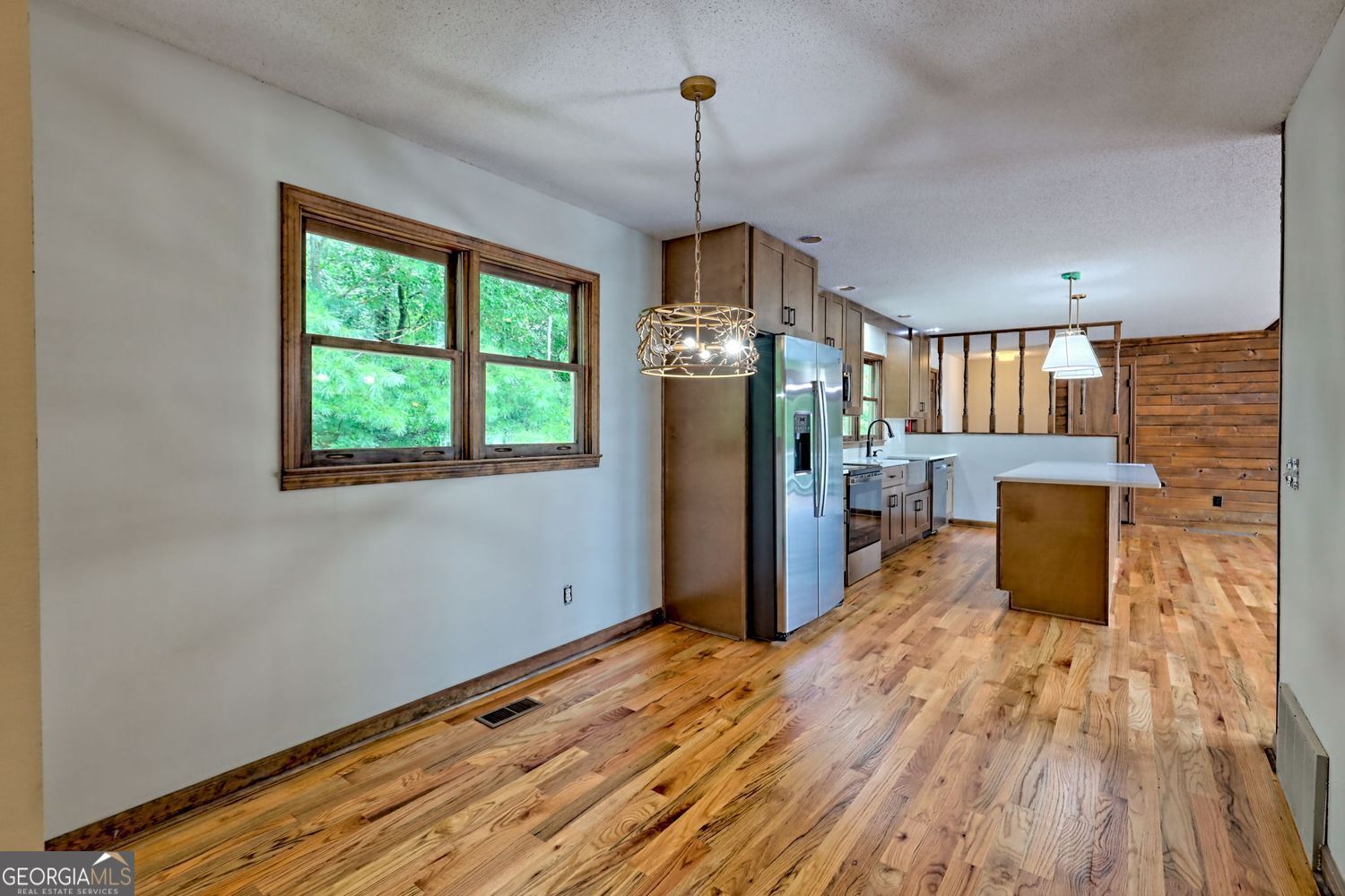 Dillard, Georgia, 30537, United States, 3 Bedrooms Bedrooms, ,2 BathroomsBathrooms,Residential,For Sale,1913990