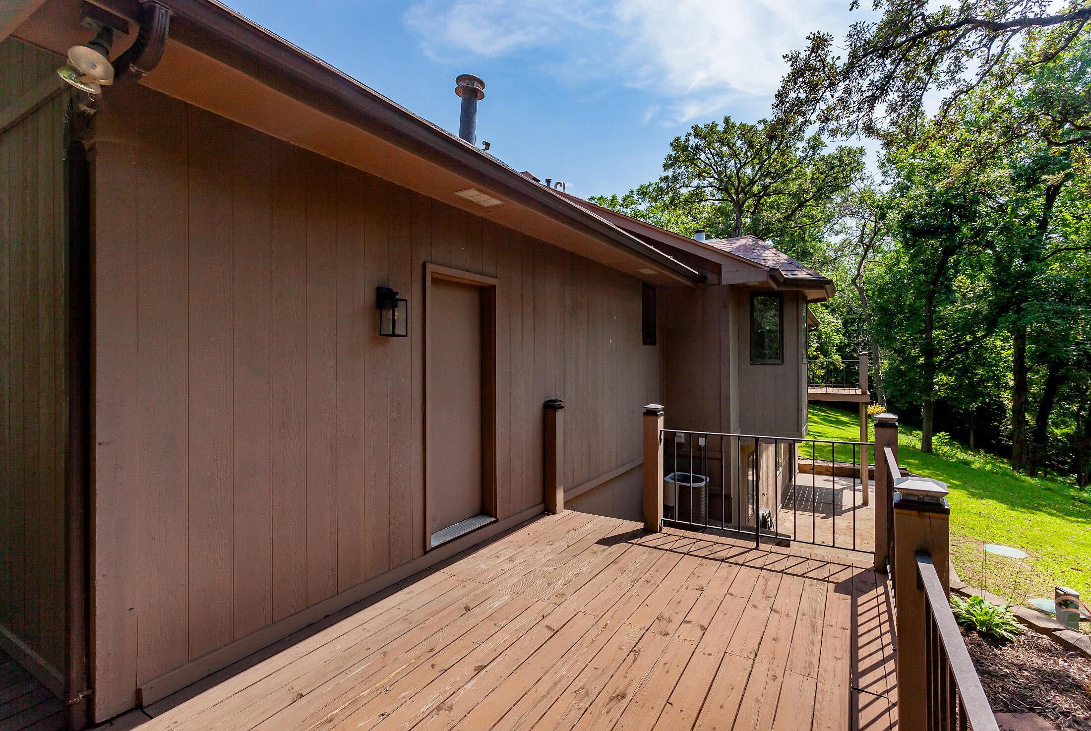 Kelley, Iowa, 50134, United States, 4 Bedrooms Bedrooms, ,2 BathroomsBathrooms,Residential,For Sale,1984612