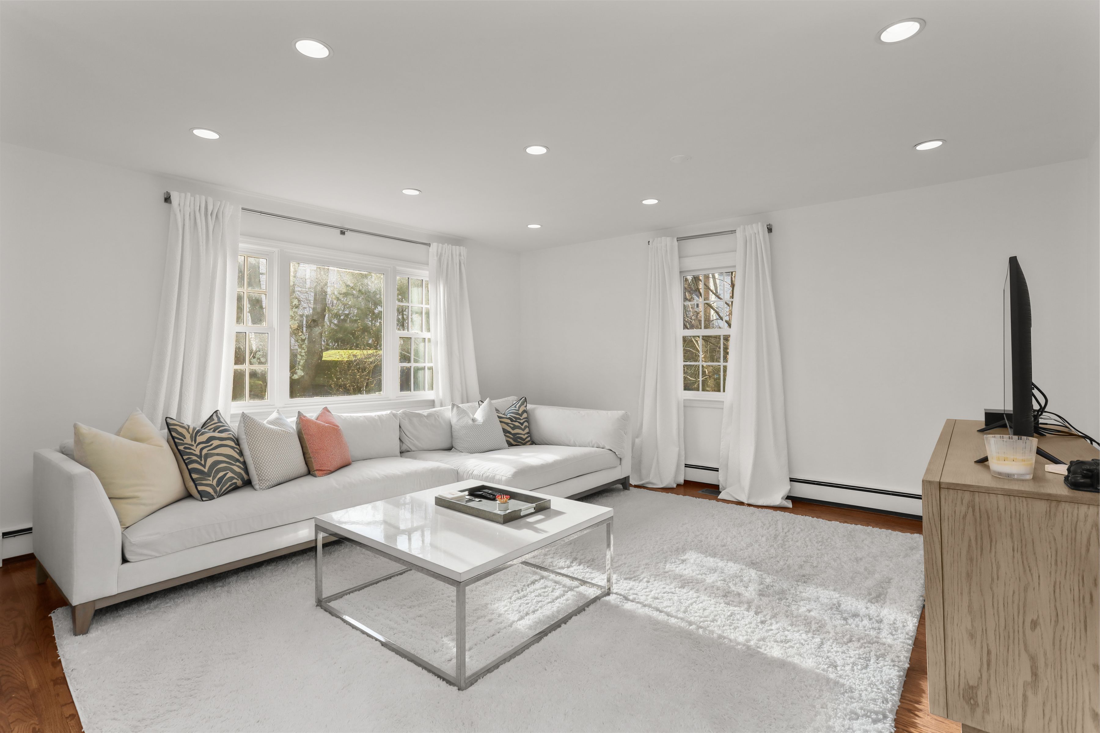  21 Sound Beach Avenue - 物件實景