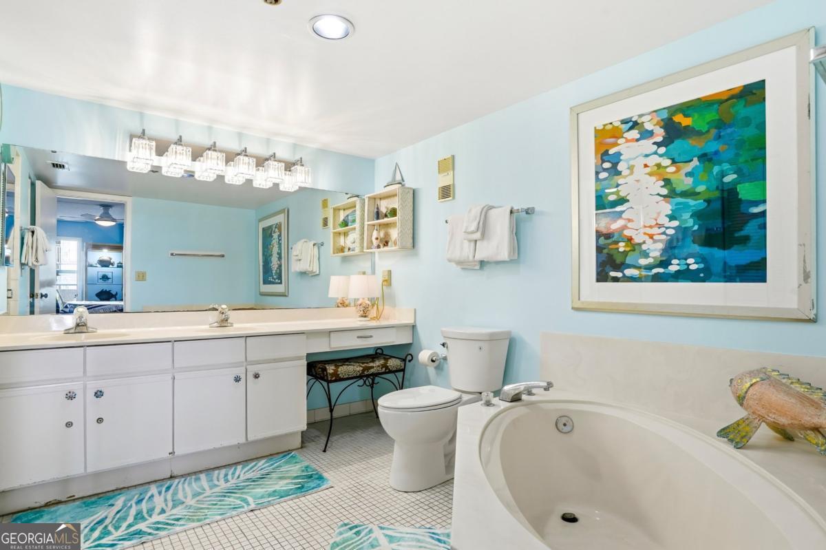 St. Simons, Georgia, 31522, United States, 2 Bedrooms Bedrooms, ,2 BathroomsBathrooms,Residential,For Sale,1991372