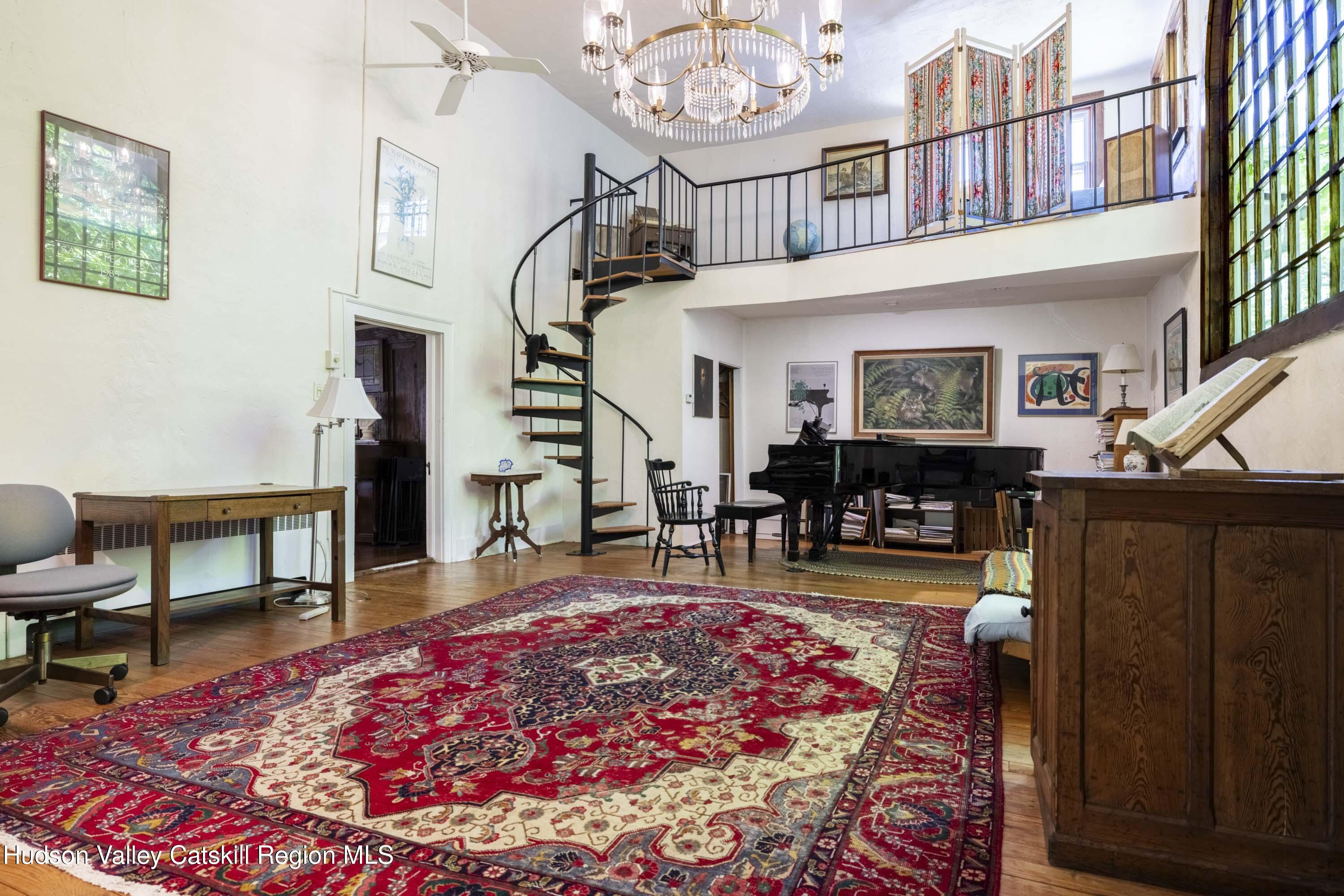 Saugerties, New York, 12477, United States, 2 Bedrooms Bedrooms, ,2 BathroomsBathrooms,Residential,For Sale,1827132