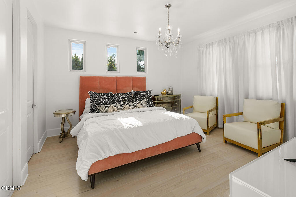 Thousand Oaks, California, 91362, United States, 4 Bedrooms Bedrooms, ,4 BathroomsBathrooms,Residential,For Sale,1997017