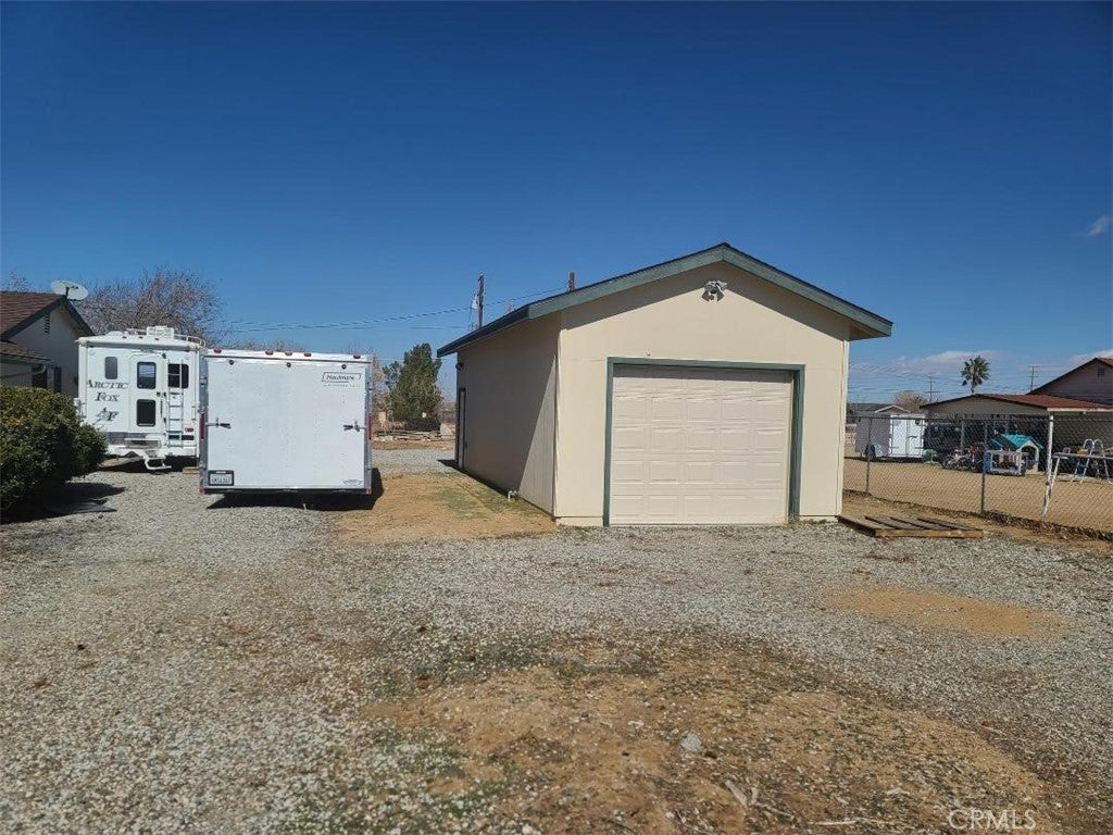 Palmdale, California, 93551, United States, 4 Bedrooms Bedrooms, ,2 BathroomsBathrooms,Residential,For Sale,1940423