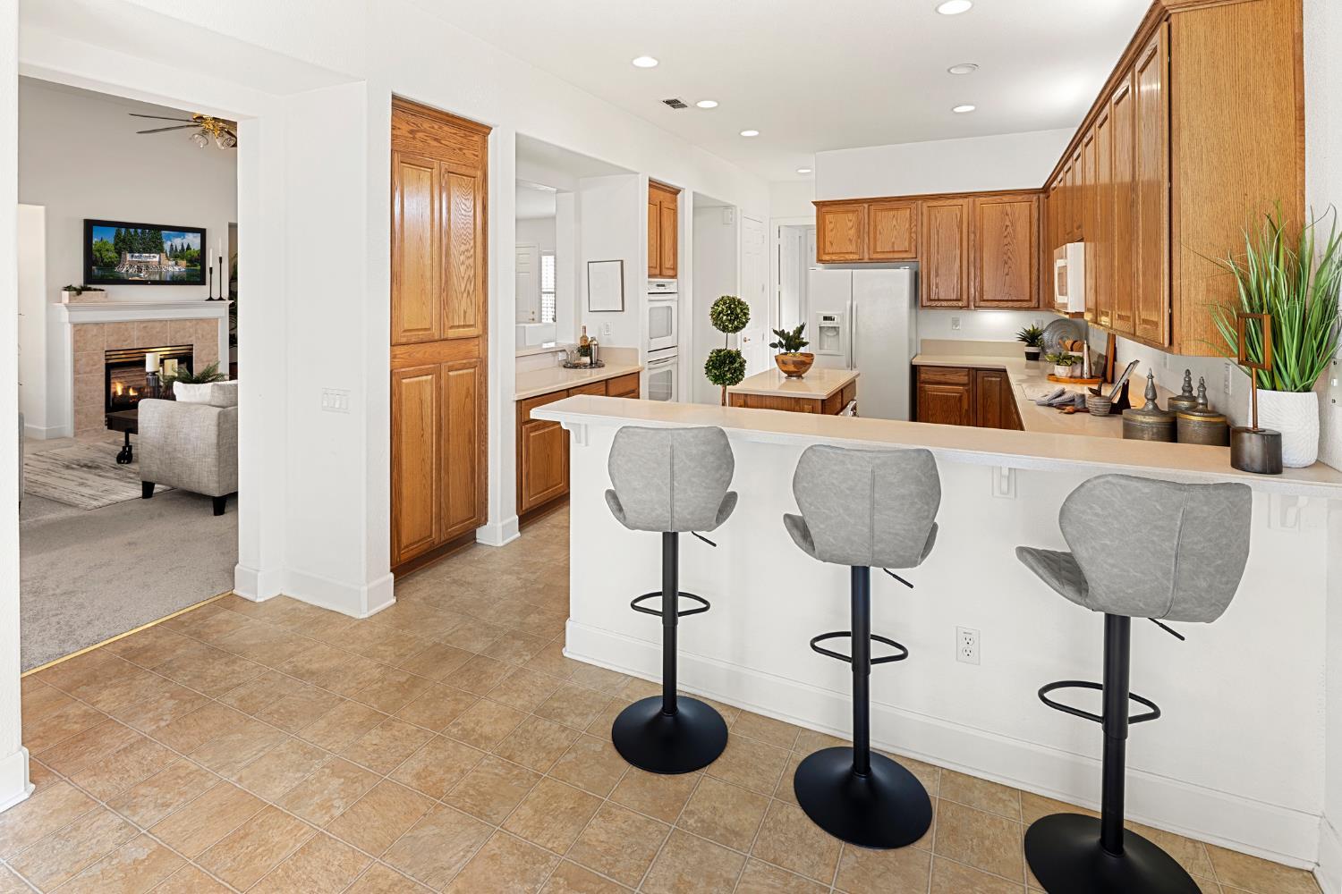 Lincoln, California, 95648, United States, 3 Bedrooms Bedrooms, ,3 BathroomsBathrooms,Residential,For Sale,2008563