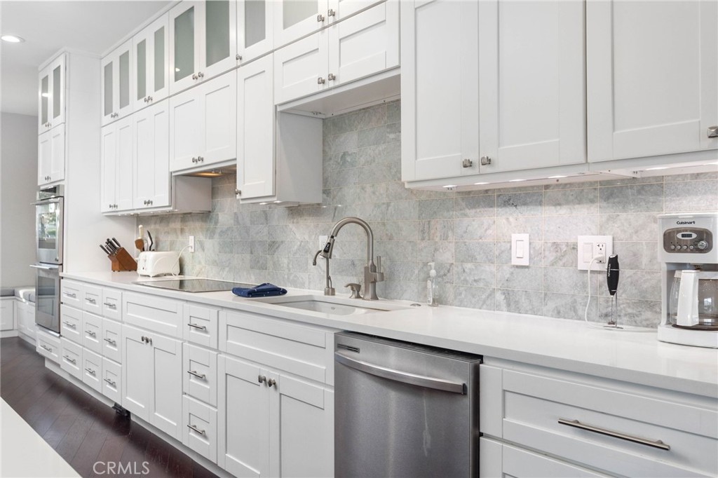 Canyon Lake, California, 92587, United States, 6 Bedrooms Bedrooms, ,5 BathroomsBathrooms,Residential,For Sale,1975311