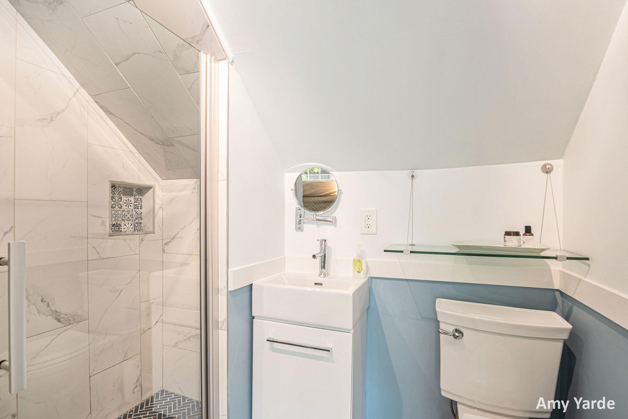 Saugatuck, Michigan, 49453, United States, 2 Bedrooms Bedrooms, ,2 BathroomsBathrooms,Residential,For Sale,1897560