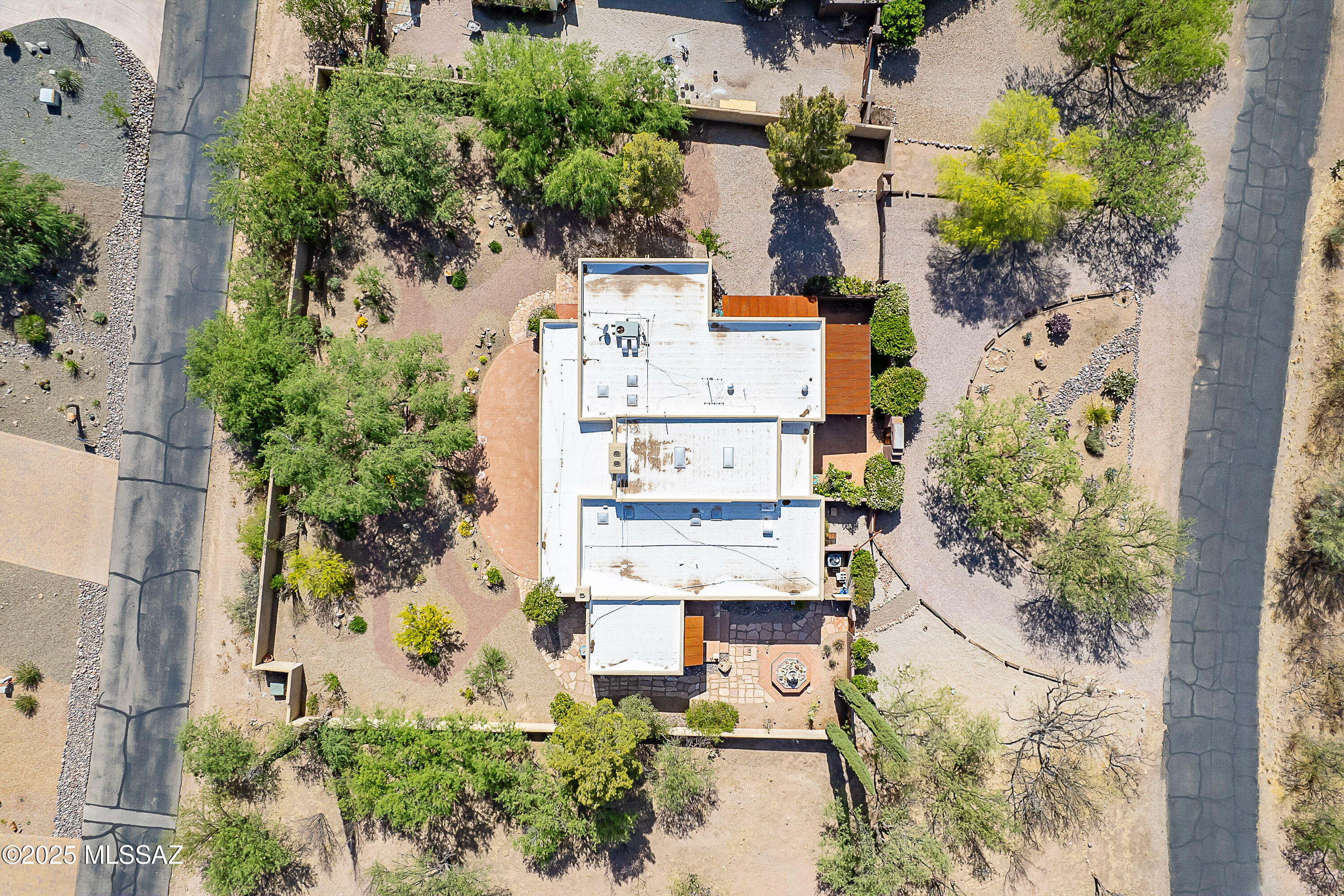 Tubac, Arizona, 85646, United States, 3 Bedrooms Bedrooms, ,2 BathroomsBathrooms,Residential,For Sale,1784502