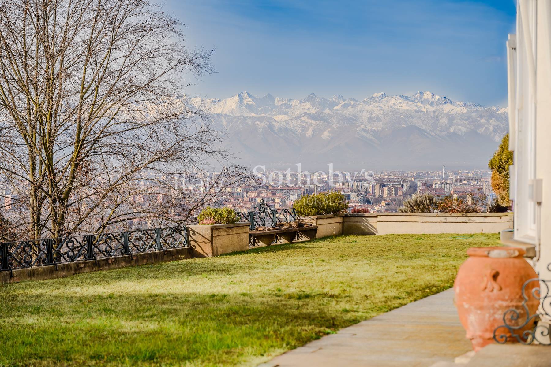  Iconic hillside apartment in Turin - 物件實景