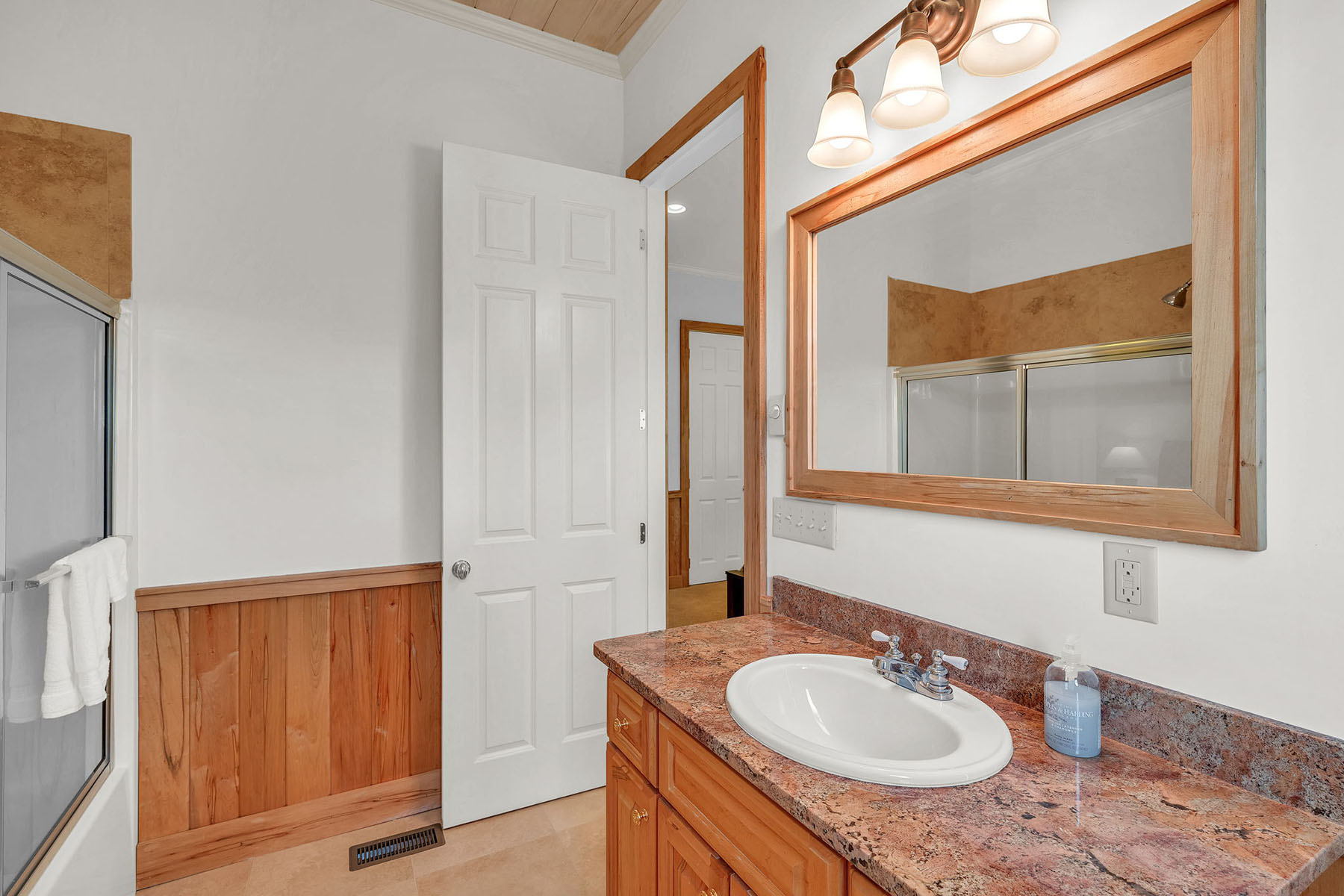  LENOIR - TIMBER RIDGE ESTATES - 物件實景