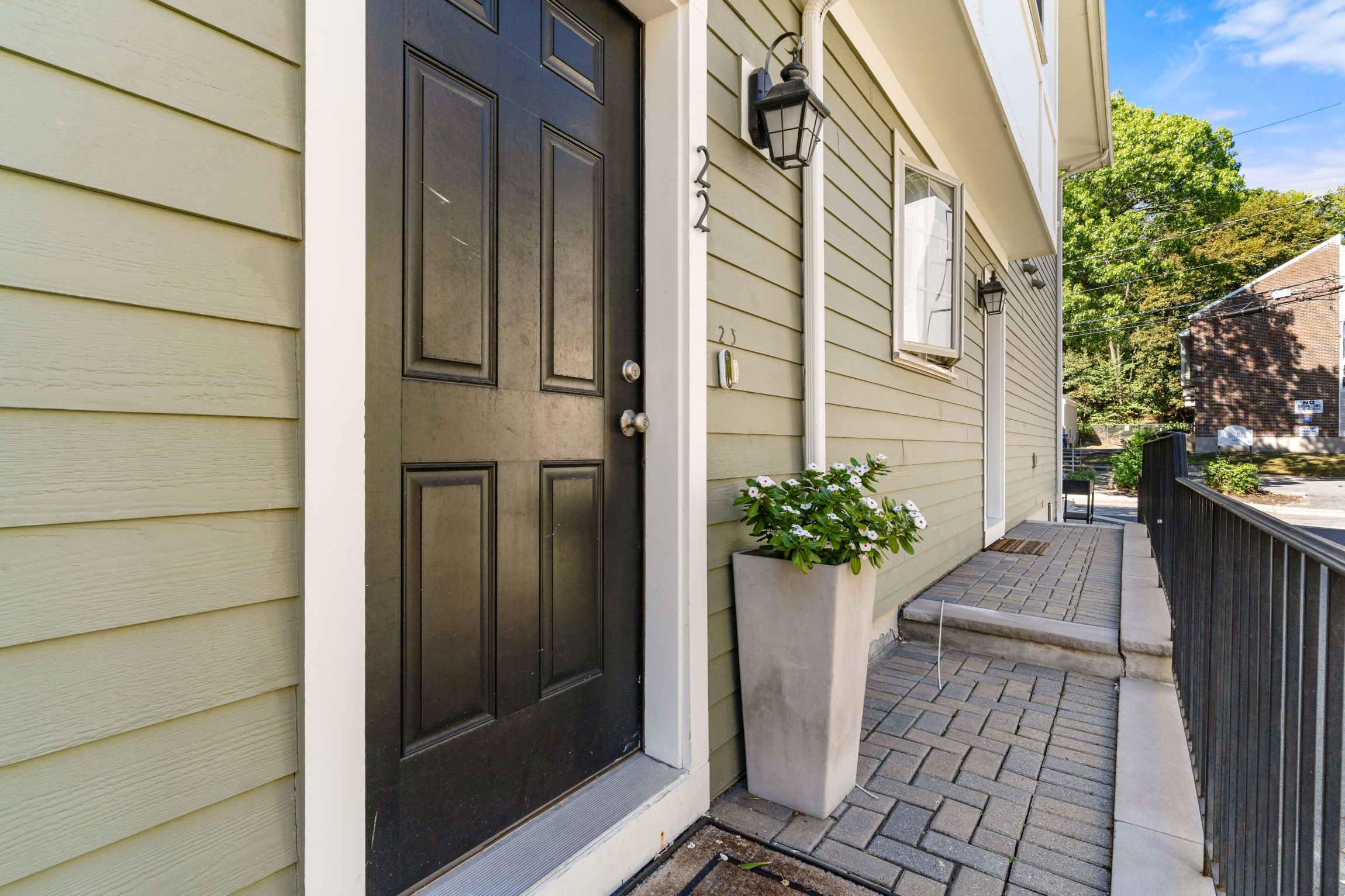  22 Hawthorne Street, Boston, MA, 02119 - 物件實景