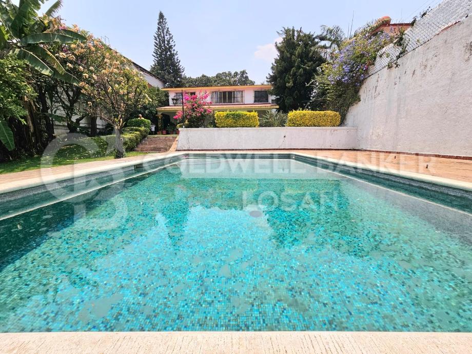 Pedro de Alvarado, Cuernavaca, Morelos, 62240, Mexico, 8 Bedrooms Bedrooms, ,6 BathroomsBathrooms,Residential,For Sale,Pedro de Alvarado,1620895