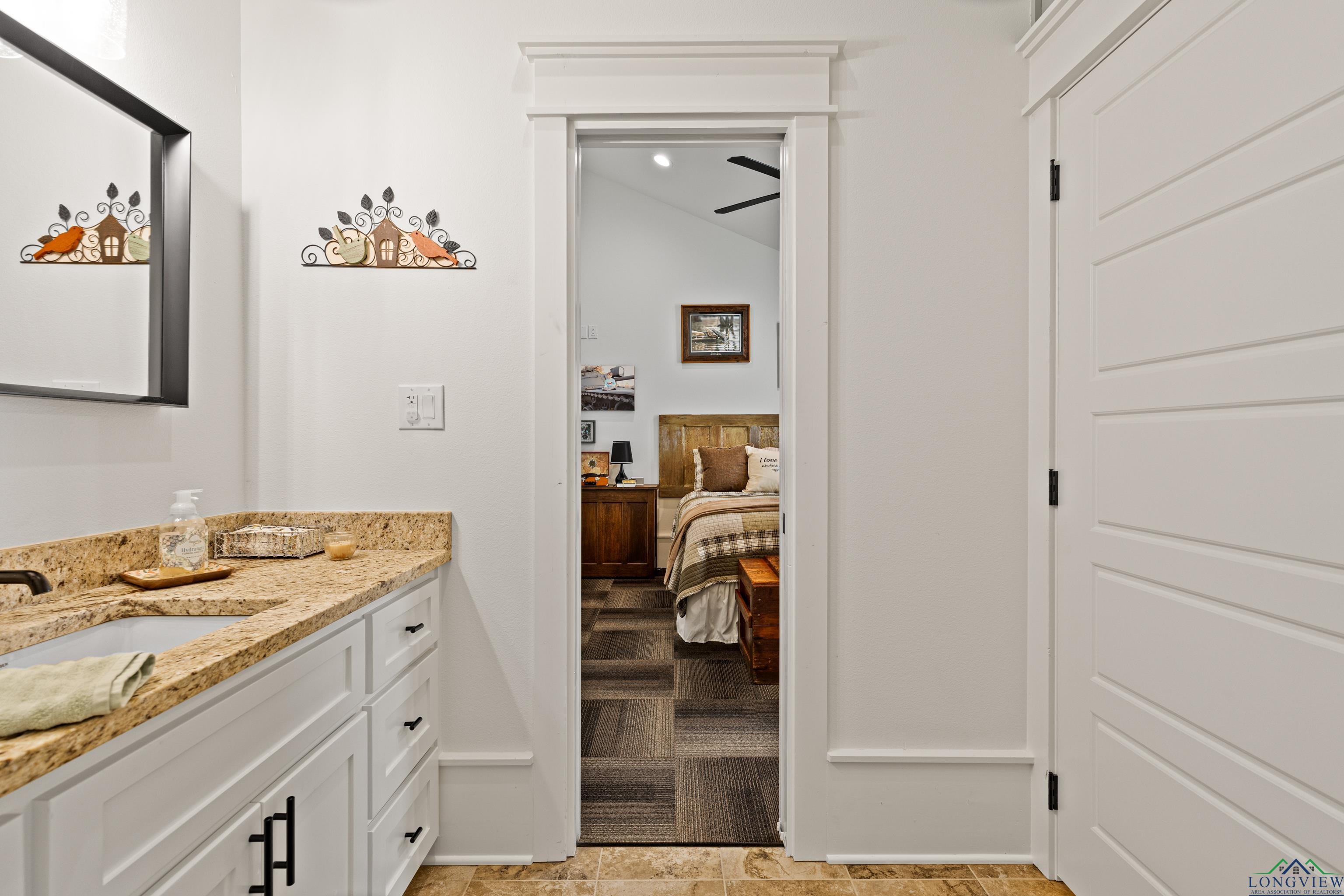 Jefferson, Texas, 75657, United States, 4 Bedrooms Bedrooms, ,4 BathroomsBathrooms,Residential,For Sale,1859470