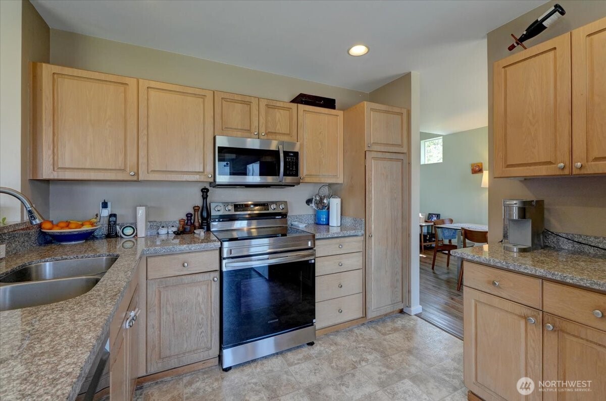 Auburn, Washington, 98092, United States, 4 Bedrooms Bedrooms, ,3 BathroomsBathrooms,Residential,For Sale,1901500