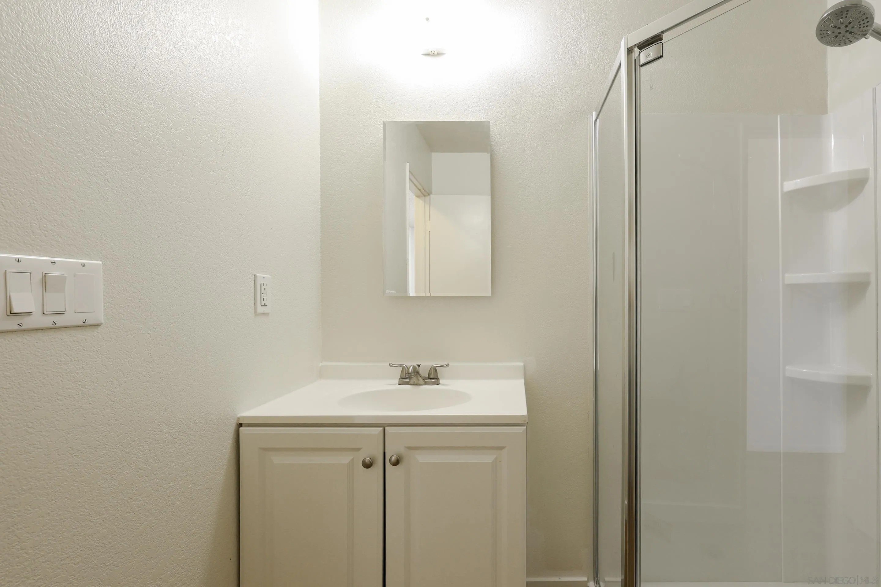 Chula Vista, California, 91910, United States, 3 Bedrooms Bedrooms, ,2 BathroomsBathrooms,Residential,For Sale,1916968