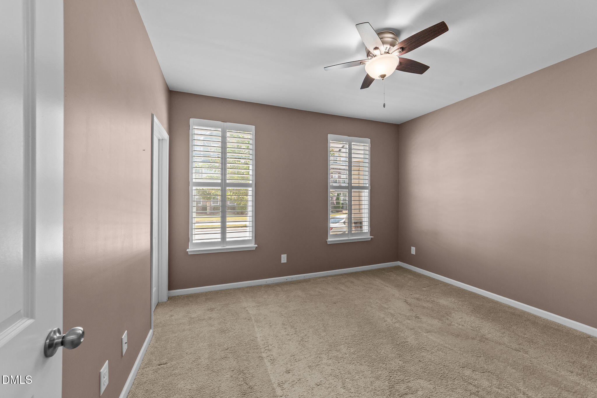 Apex, North Carolina, 27502, United States, 4 Bedrooms Bedrooms, ,4 BathroomsBathrooms,Residential,For Sale,1956835