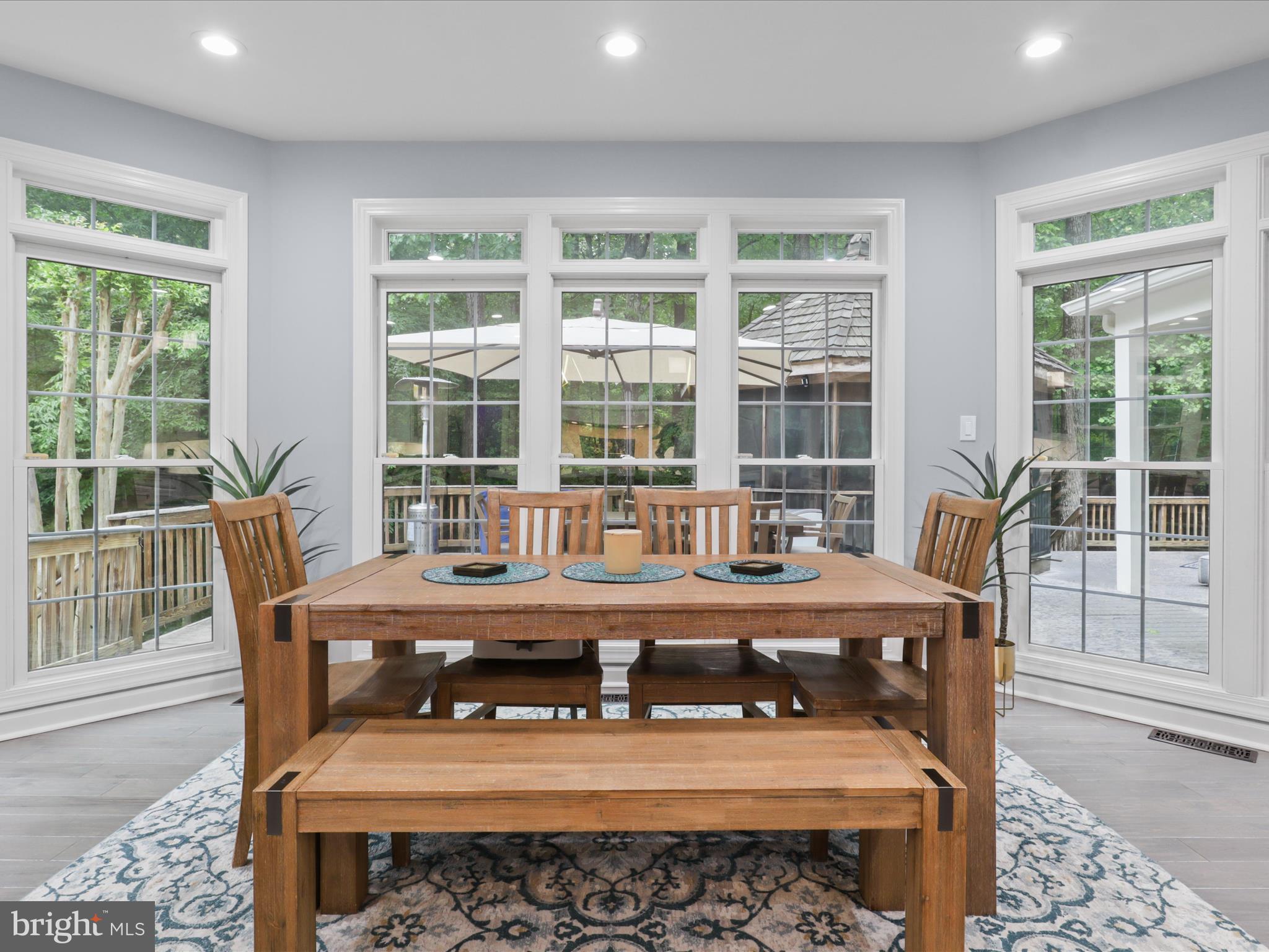 Fairfax Station, Virginia, 22039, United States, 5 Bedrooms Bedrooms, ,6 BathroomsBathrooms,Residential,For Sale,1810572
