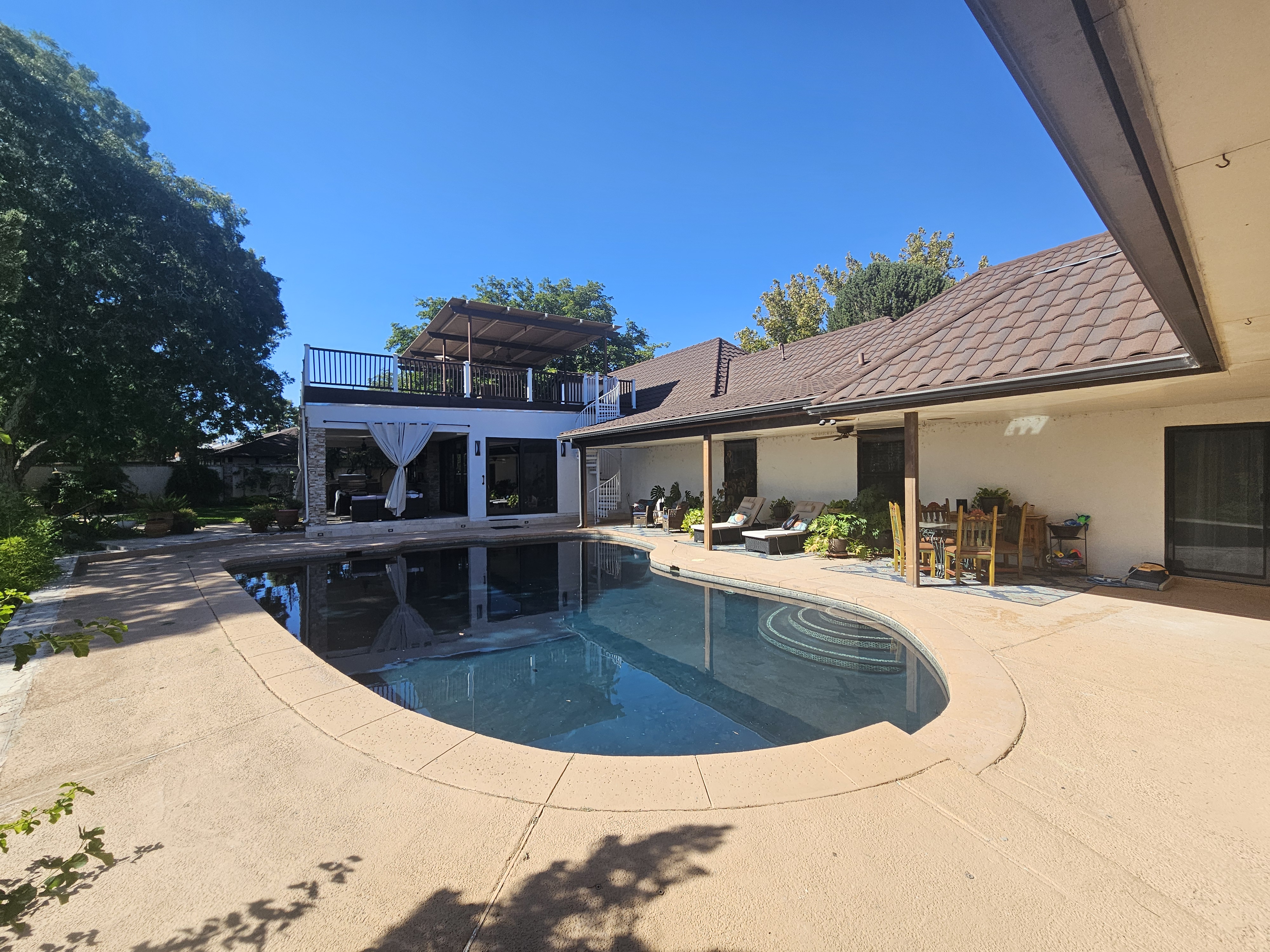 Carlsbad, New Mexico, 88220, United States, 5 Bedrooms Bedrooms, ,5 BathroomsBathrooms,Residential,For Sale,1984272