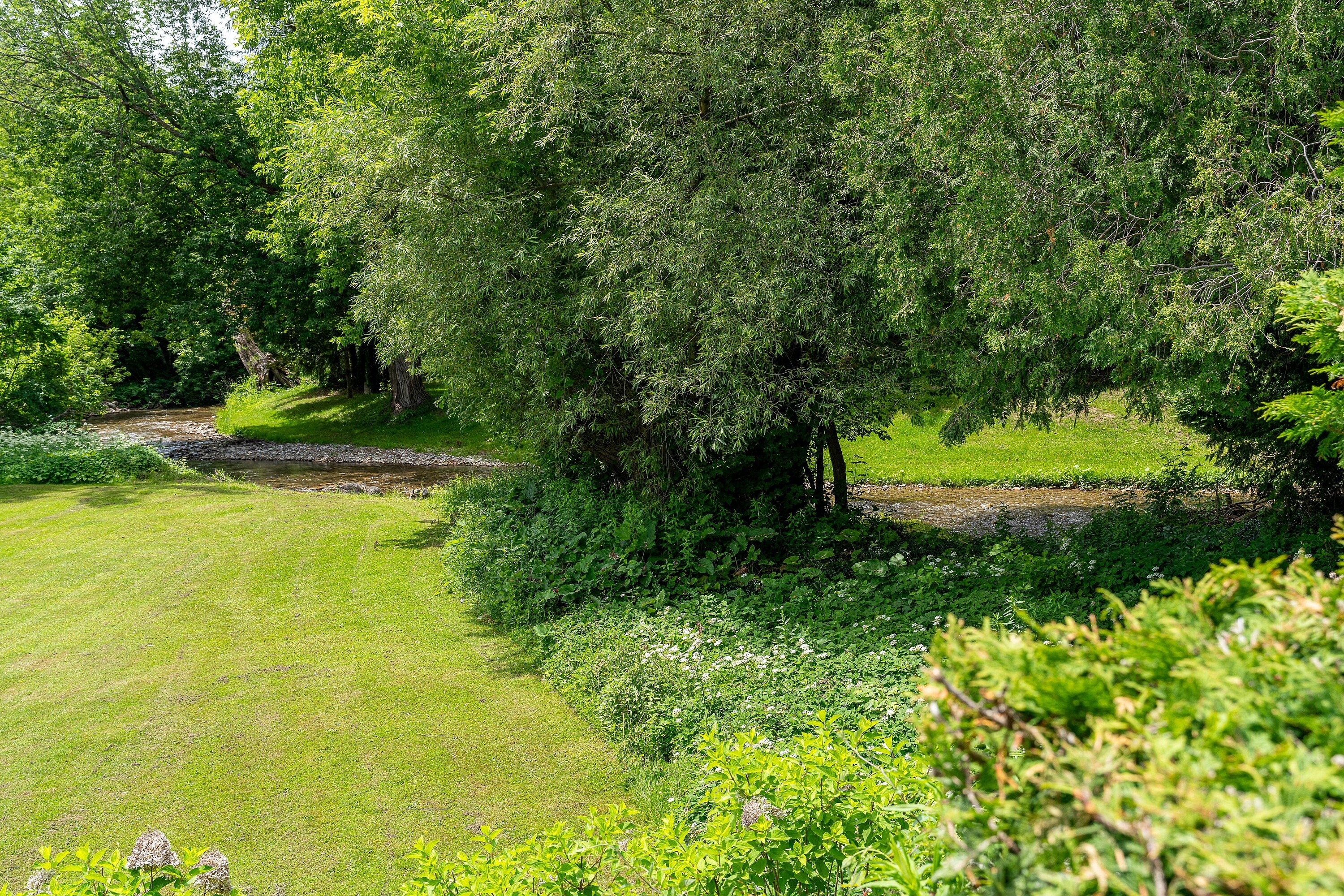  1.77-Acre Sanctuary - 物件實景